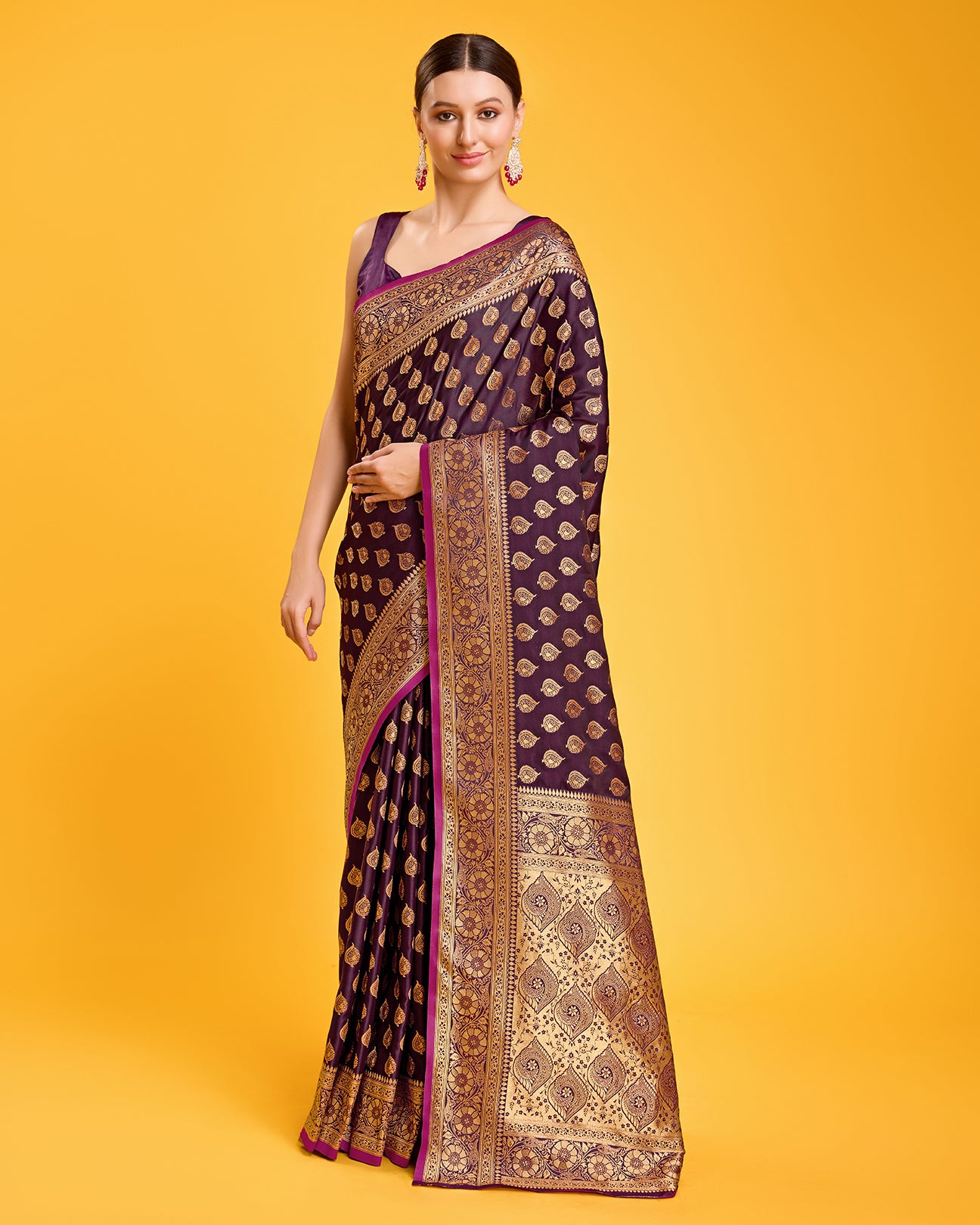 Wine Banarasi Silk Zari Weaving Traditional saree - Monjolika Fashion Wine Banarasi Silk Zari Weaving Traditional saree - Monjolika Fashion