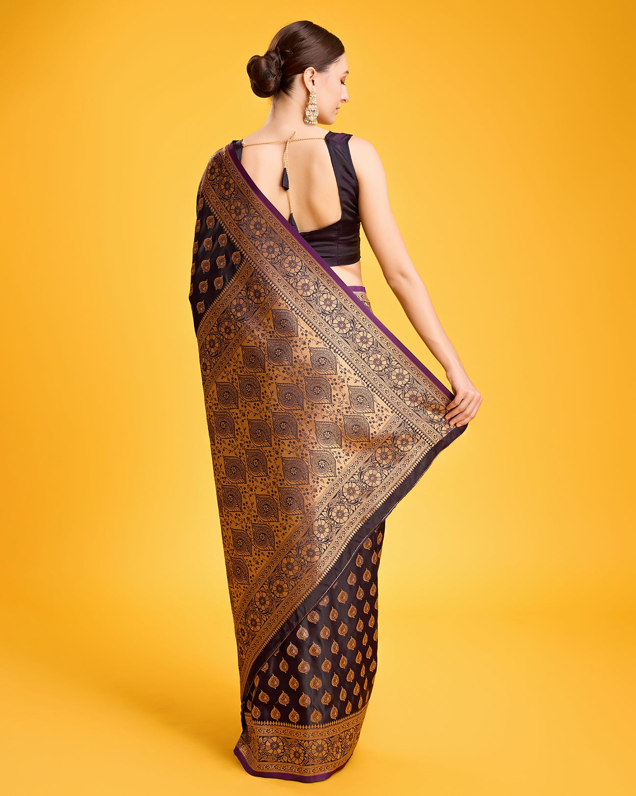 Dark Purple Banarasi Silk Zari Weaving Traditional Saree - Monjolika Fashion Dark Purple Banarasi Silk Zari Weaving Traditional Saree - Monjolika Fashion