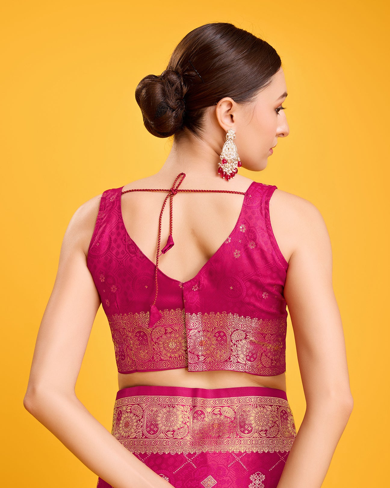 Magenta Banarasi Satin Silk Woven Stunning Saree - Monjolika Fashion Magenta Banarasi Satin Silk Woven Stunning Saree - Monjolika Fashion