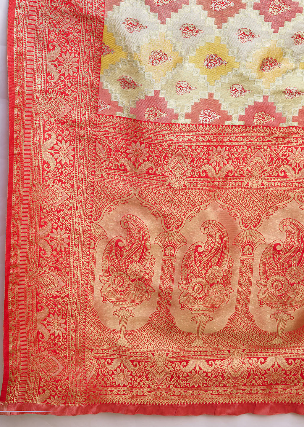 Red And Cream Banarasi Silk Woven Elegance Saree - Monjolika Fashion Red And Cream Banarasi Silk Woven Elegance Saree - Monjolika Fashion