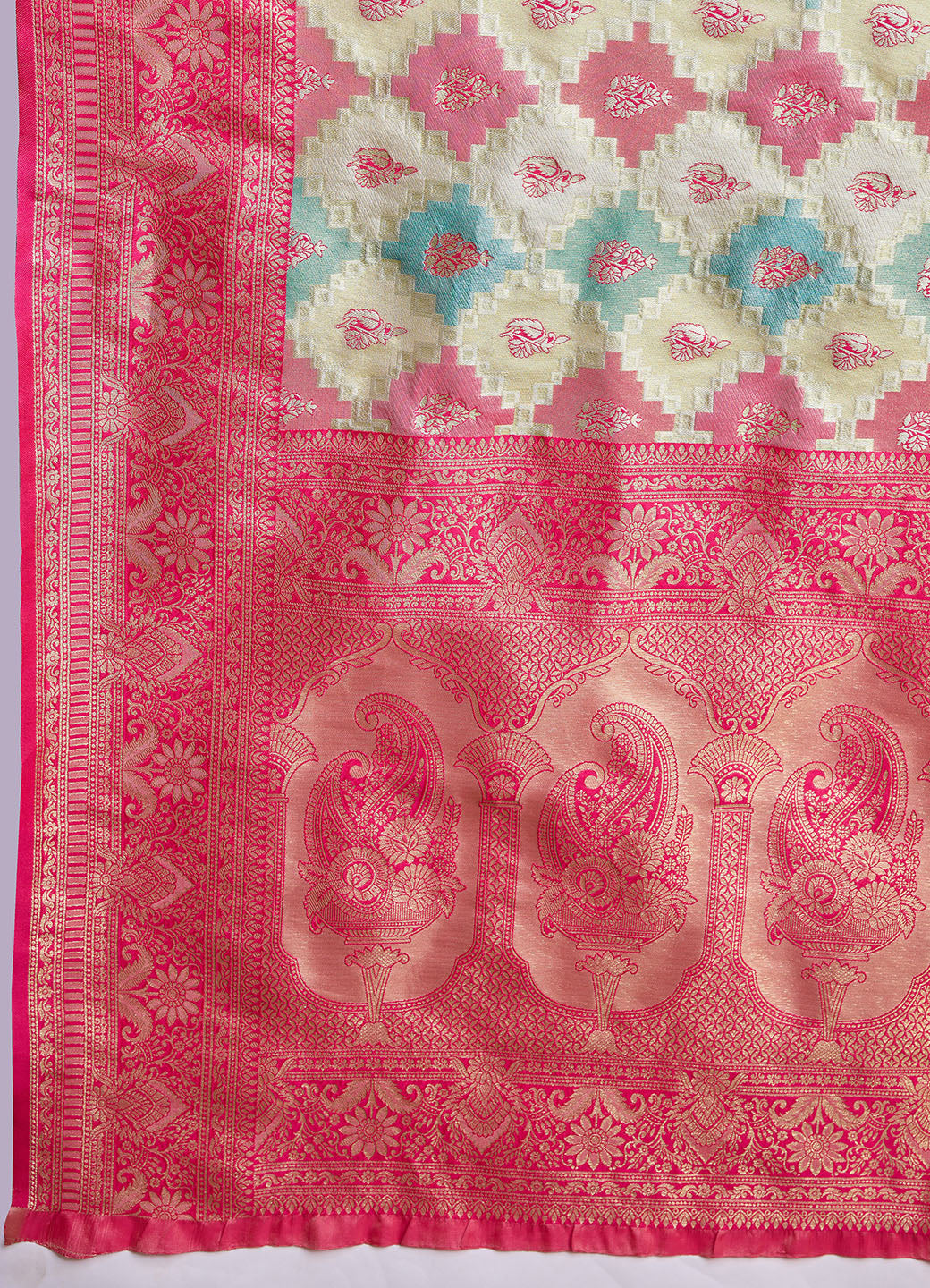 Pink And Cream Banarasi Silk Zari Traditonal Saree - Monjolika Fashion Pink And Cream Banarasi Silk Zari Traditonal Saree - Monjolika Fashion