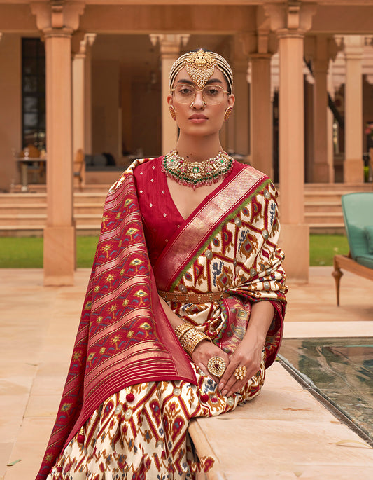 Cream Patola Silk Printed Saree With Blouse