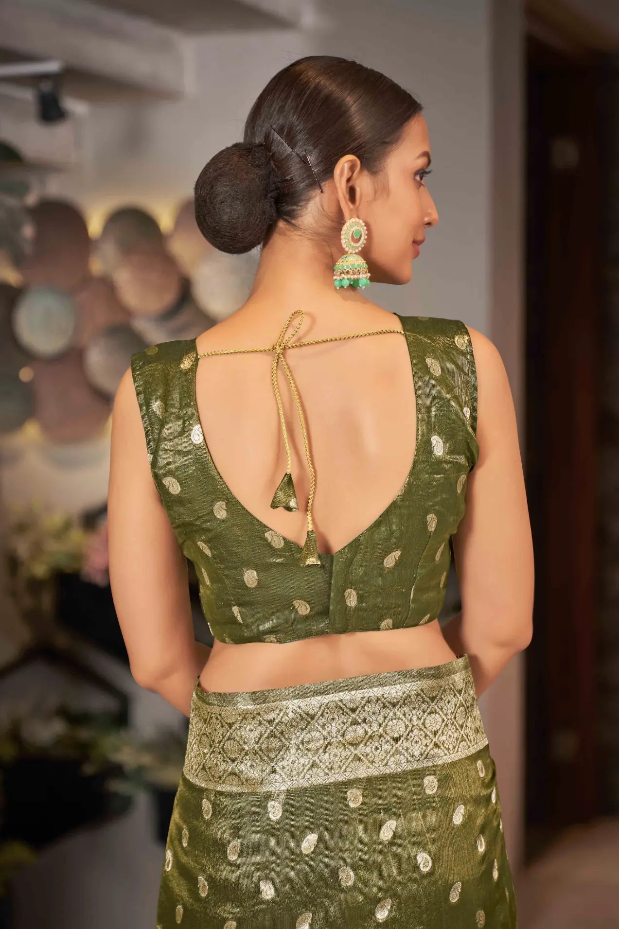 Olive Green Shimmer Silk Woven Work Trending Saree - Monjolika Fashion Olive Green Shimmer Silk Woven Work Trending Saree - Monjolika Fashion