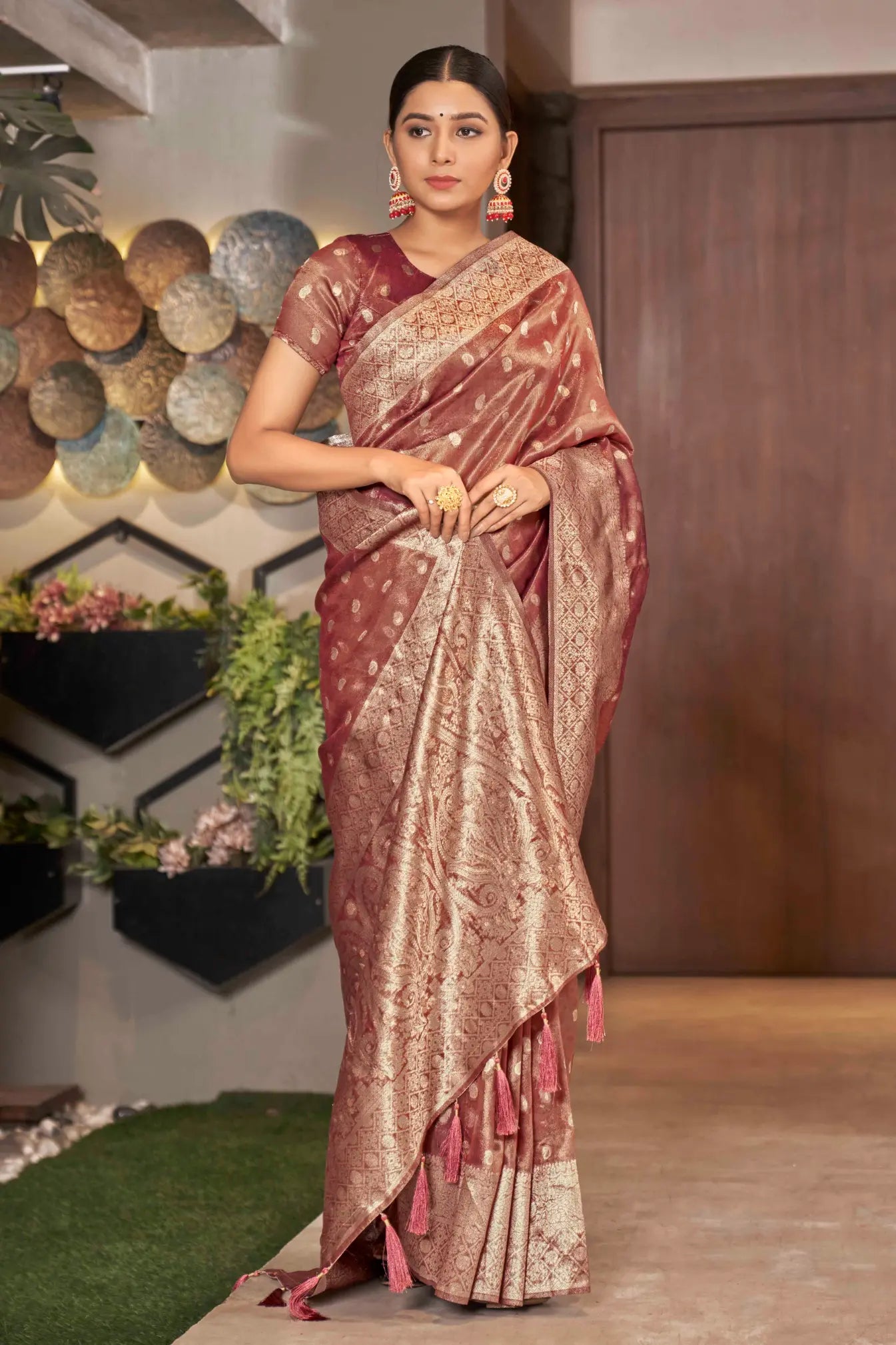 Rust Shimmer Silk Woven Trending Saree - Monjolika Fashion Rust Shimmer Silk Woven Trending Saree - Monjolika Fashion
