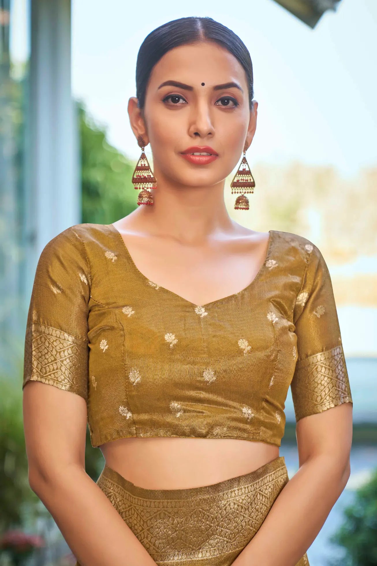Mustard Shimmer Silk Woven Work Ethnic Saree - Monjolika Fashion Mustard Shimmer Silk Woven Work Ethnic Saree - Monjolika Fashion