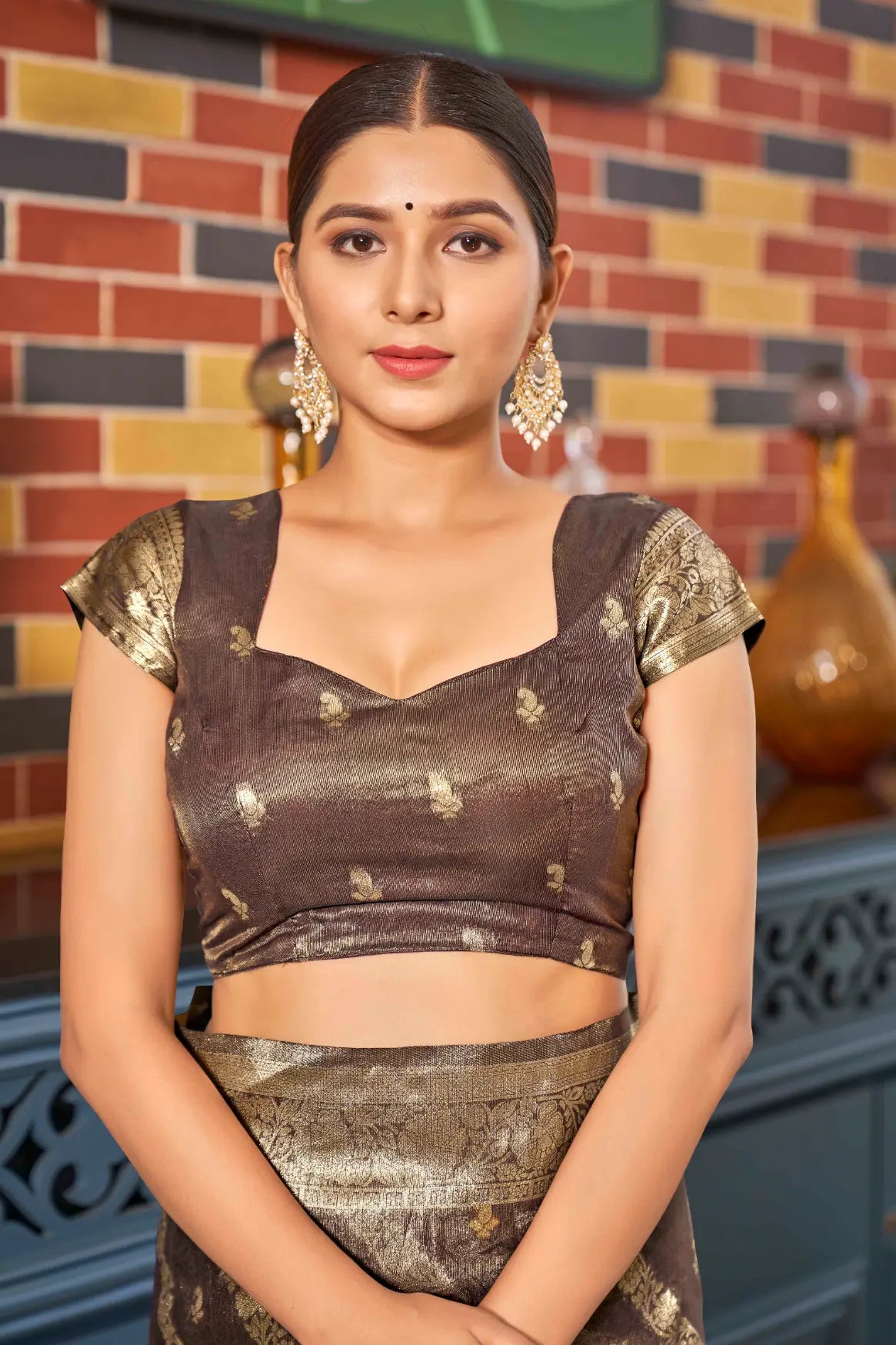 Coffee Brown Shimmer Silk Zari Woven Contemporary Style Saree - Monjolika Fashion Coffee Brown Shimmer Silk Zari Woven Contemporary Style Saree - Monjolika Fashion