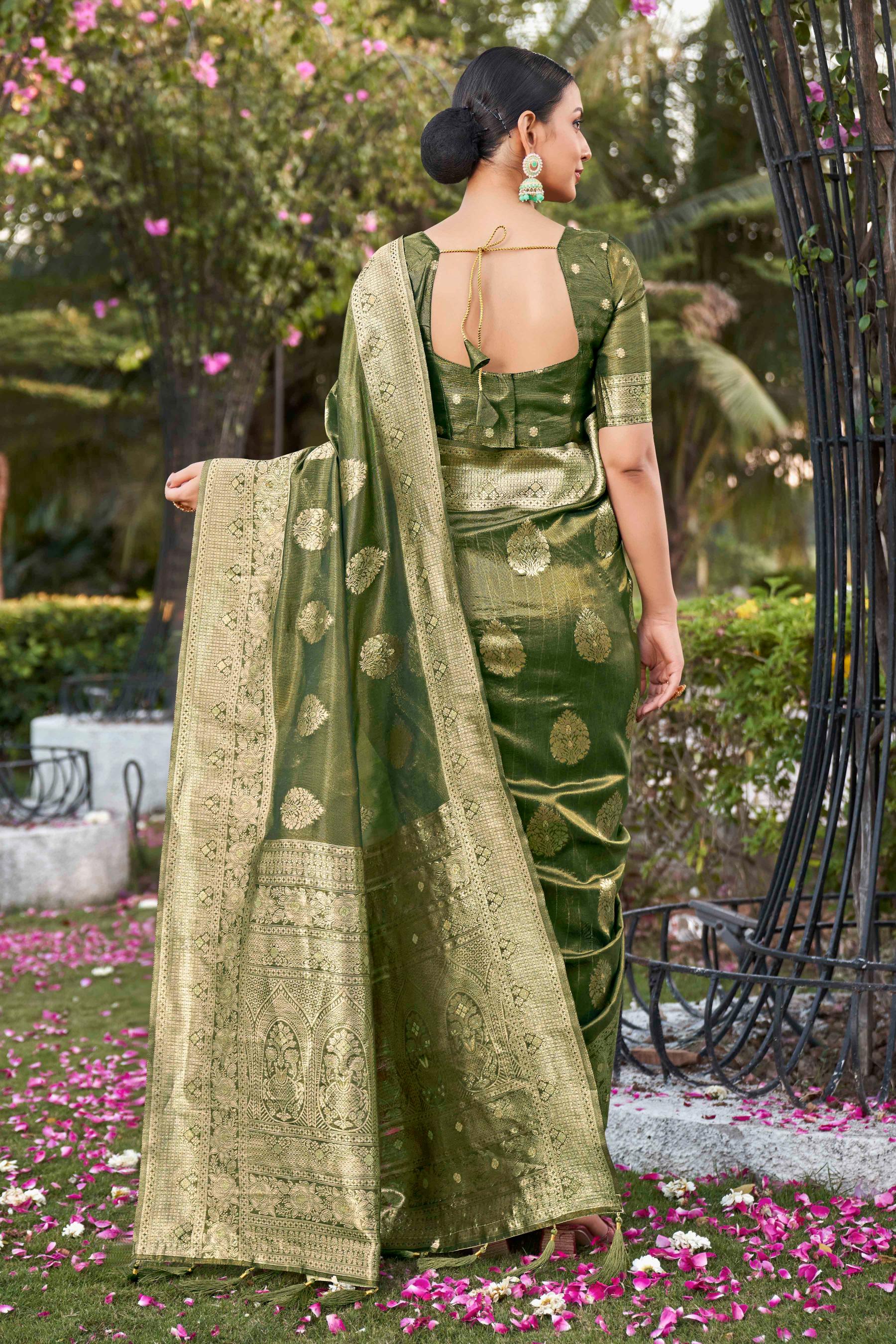 Green Shimmer Silk Zari Woven Fancy Saree - Monjolika Fashion Green Shimmer Silk Zari Woven Fancy Saree - Monjolika Fashion