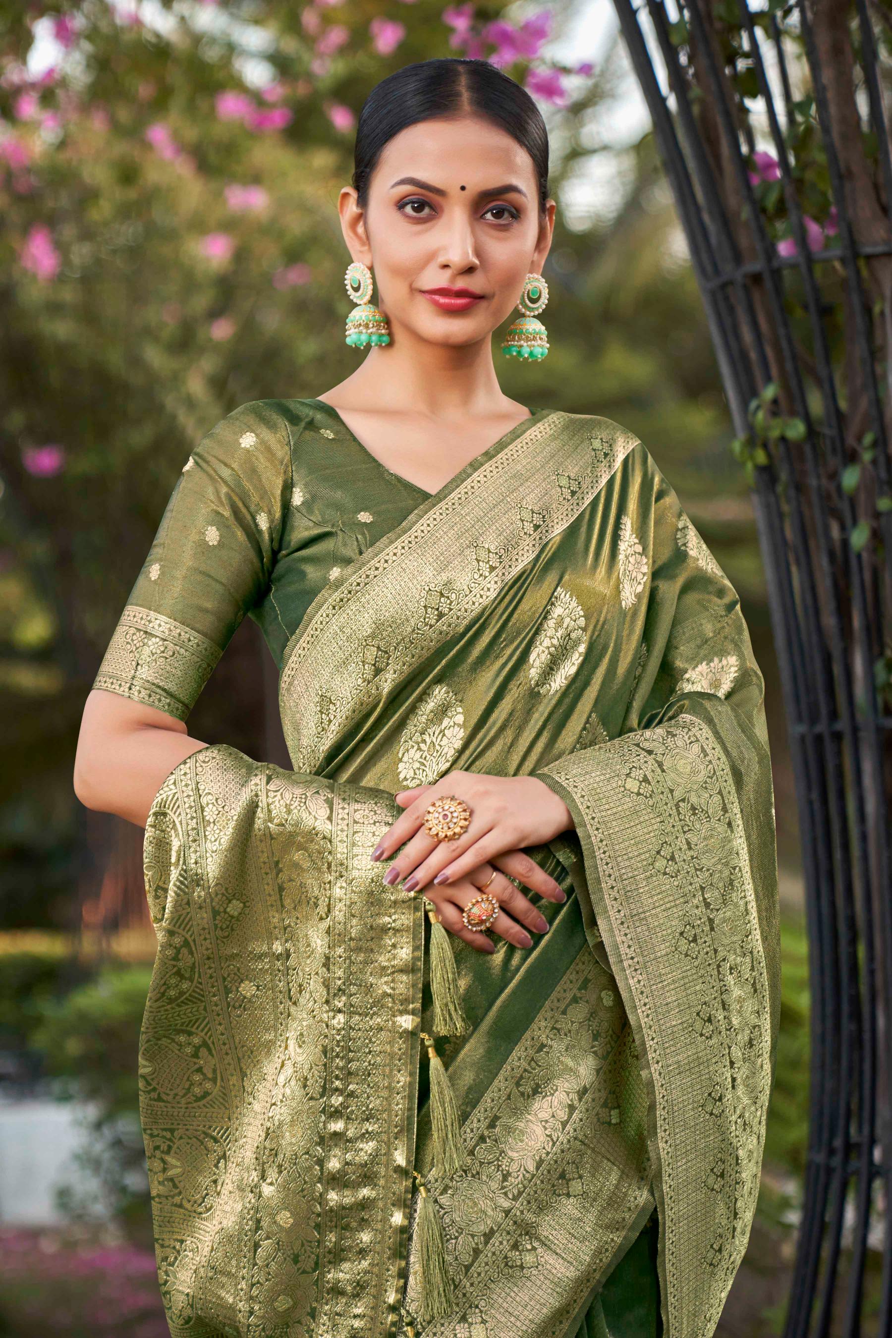 Green Shimmer Silk Zari Woven Fancy Saree - Monjolika Fashion Green Shimmer Silk Zari Woven Fancy Saree - Monjolika Fashion