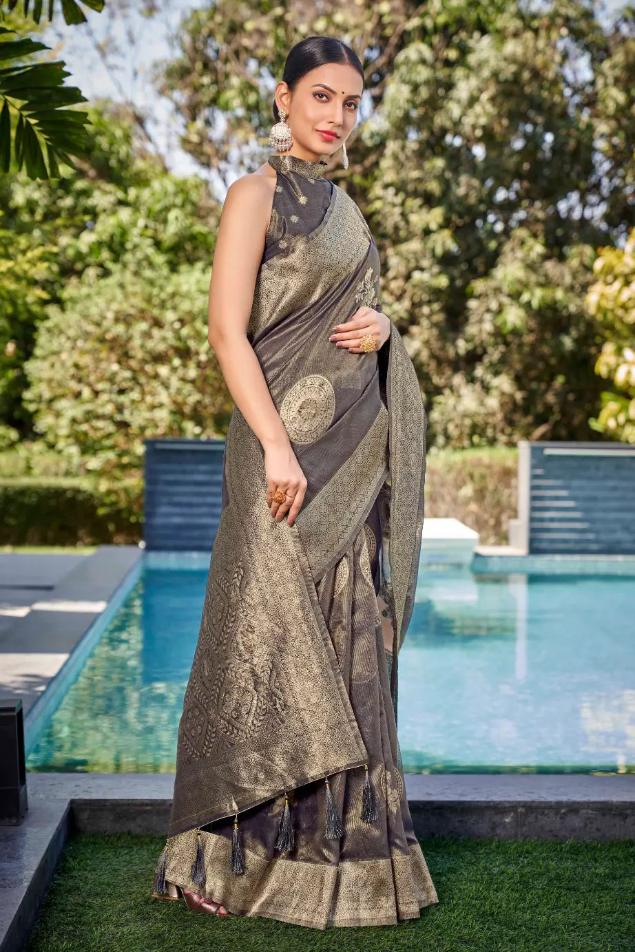 Grey Shimmer Silk Woven Contemporary Wear Saree - Monjolika Fashion Grey Shimmer Silk Woven Contemporary Wear Saree - Monjolika Fashion