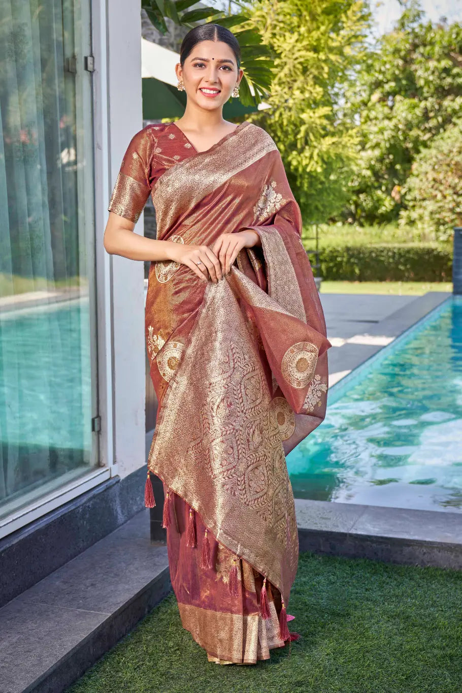 Rust Shimmer Silk Woven Contemporary Wear Saree - Monjolika Fashion Rust Shimmer Silk Woven Contemporary Wear Saree - Monjolika Fashion