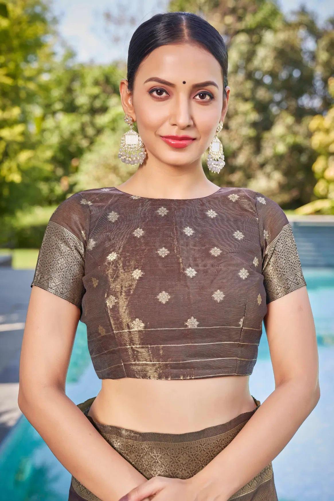Coffee Shimmer Silk Woven Contemporary Wear Saree - Monjolika Fashion Coffee Shimmer Silk Woven Contemporary Wear Saree - Monjolika Fashion