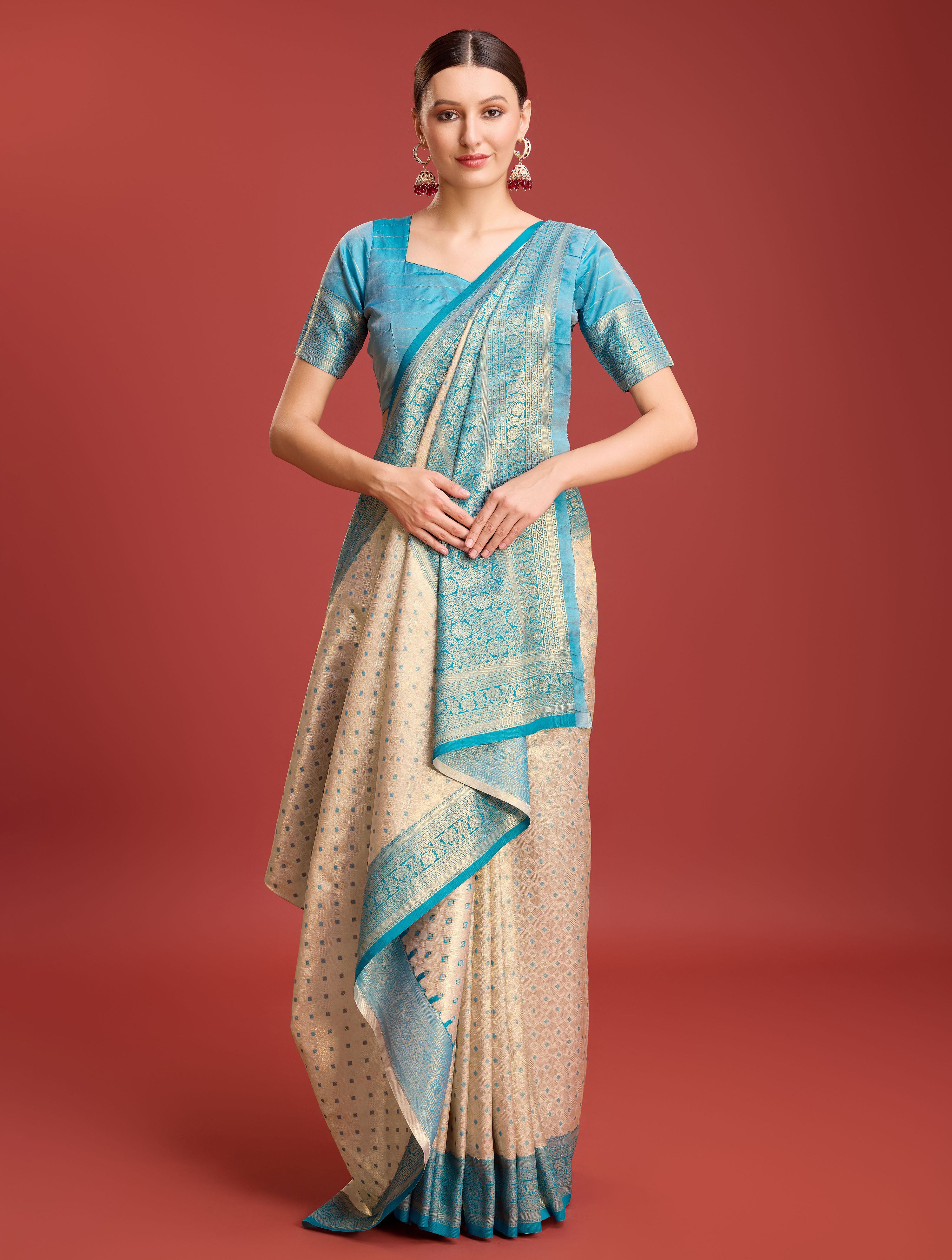 Off White Kanjivaram Silk Zari Woven Festive Wear Saree - Monjolika Fashion Off White Kanjivaram Silk Zari Woven Festive Wear Saree - Monjolika Fashion