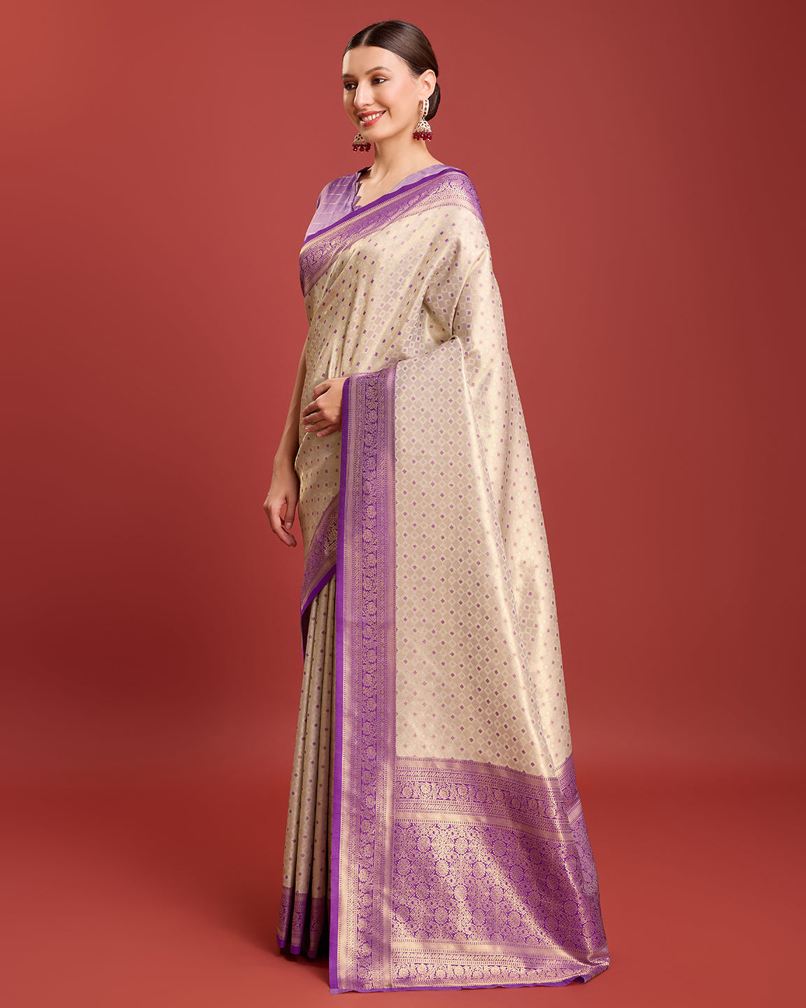 Off White Kanjivaram Silk Zari Woven Festive Wear Saree - Monjolika Fashion Off White Kanjivaram Silk Zari Woven Festive Wear Saree - Monjolika Fashion