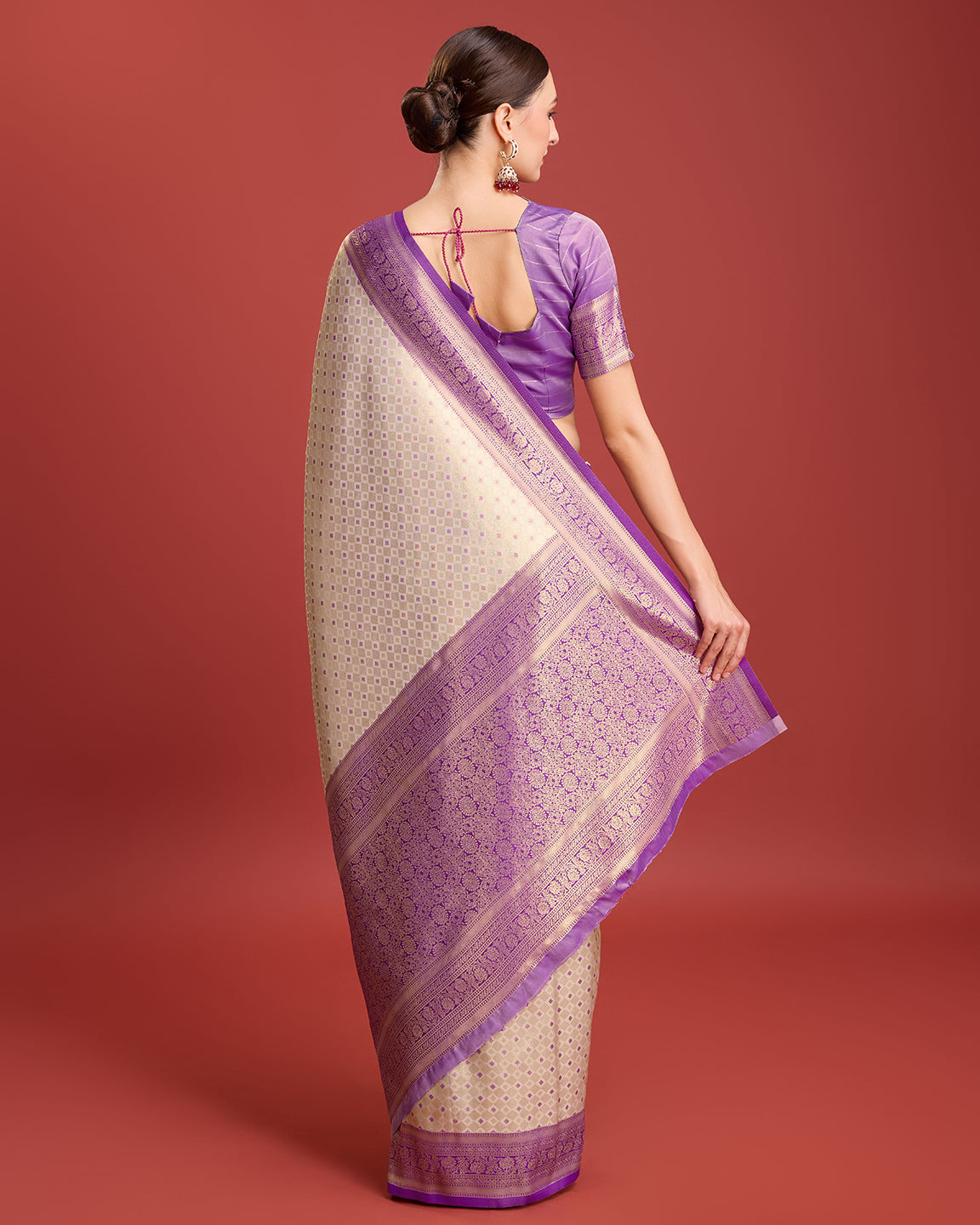 Off White Kanjivaram Silk Zari Woven Festive Wear Saree - Monjolika Fashion Off White Kanjivaram Silk Zari Woven Festive Wear Saree - Monjolika Fashion