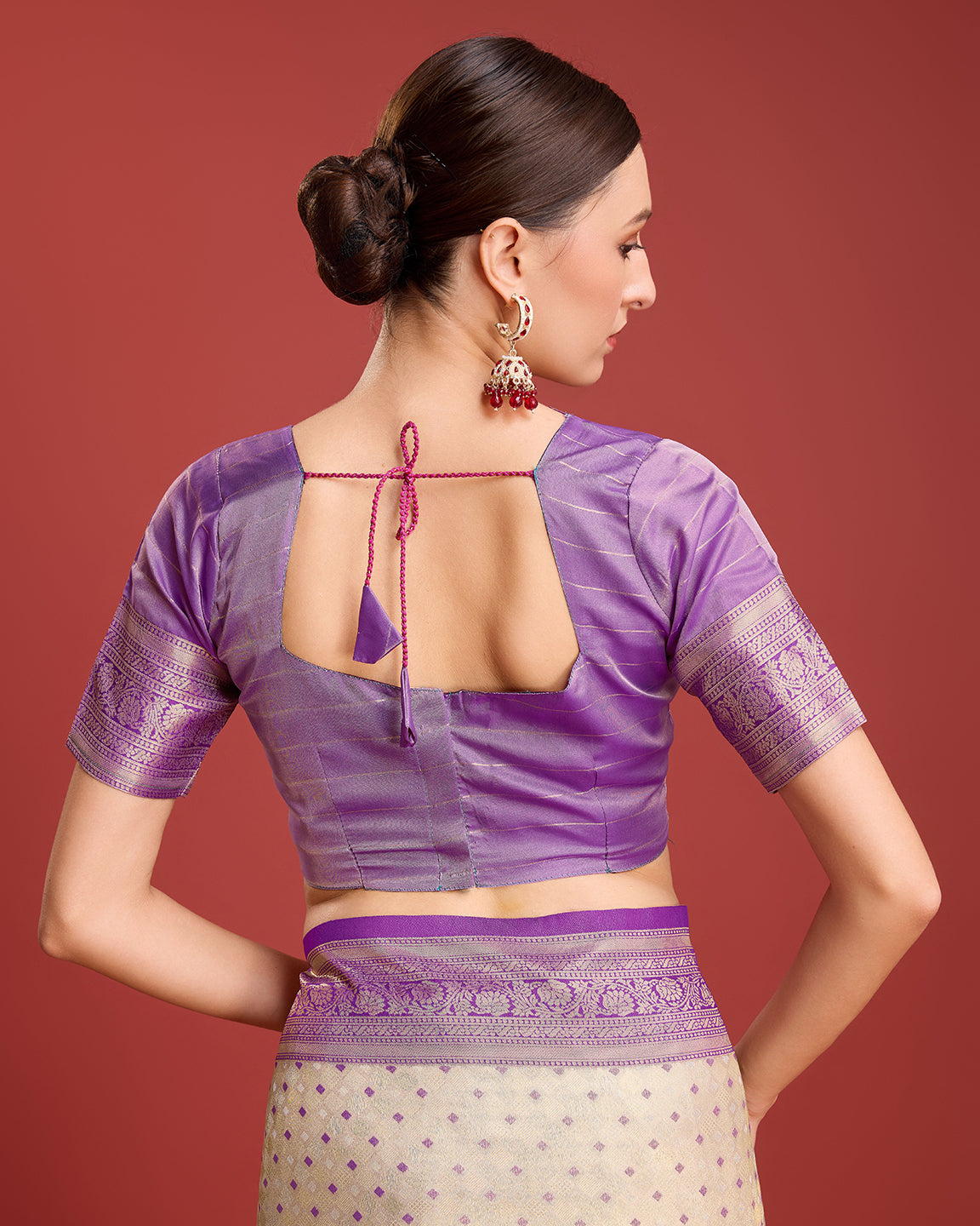 Off White Kanjivaram Silk Zari Woven Festive Wear Saree - Monjolika Fashion Off White Kanjivaram Silk Zari Woven Festive Wear Saree - Monjolika Fashion