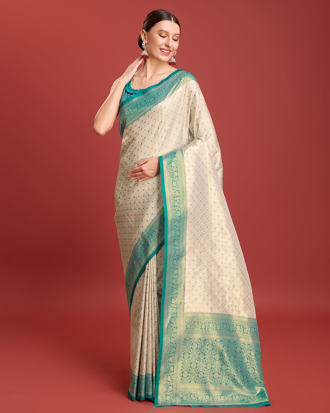 Off White Kanjivaram Silk Zari Woven Festive Wear Saree - Monjolika Fashion Off White Kanjivaram Silk Zari Woven Festive Wear Saree - Monjolika Fashion