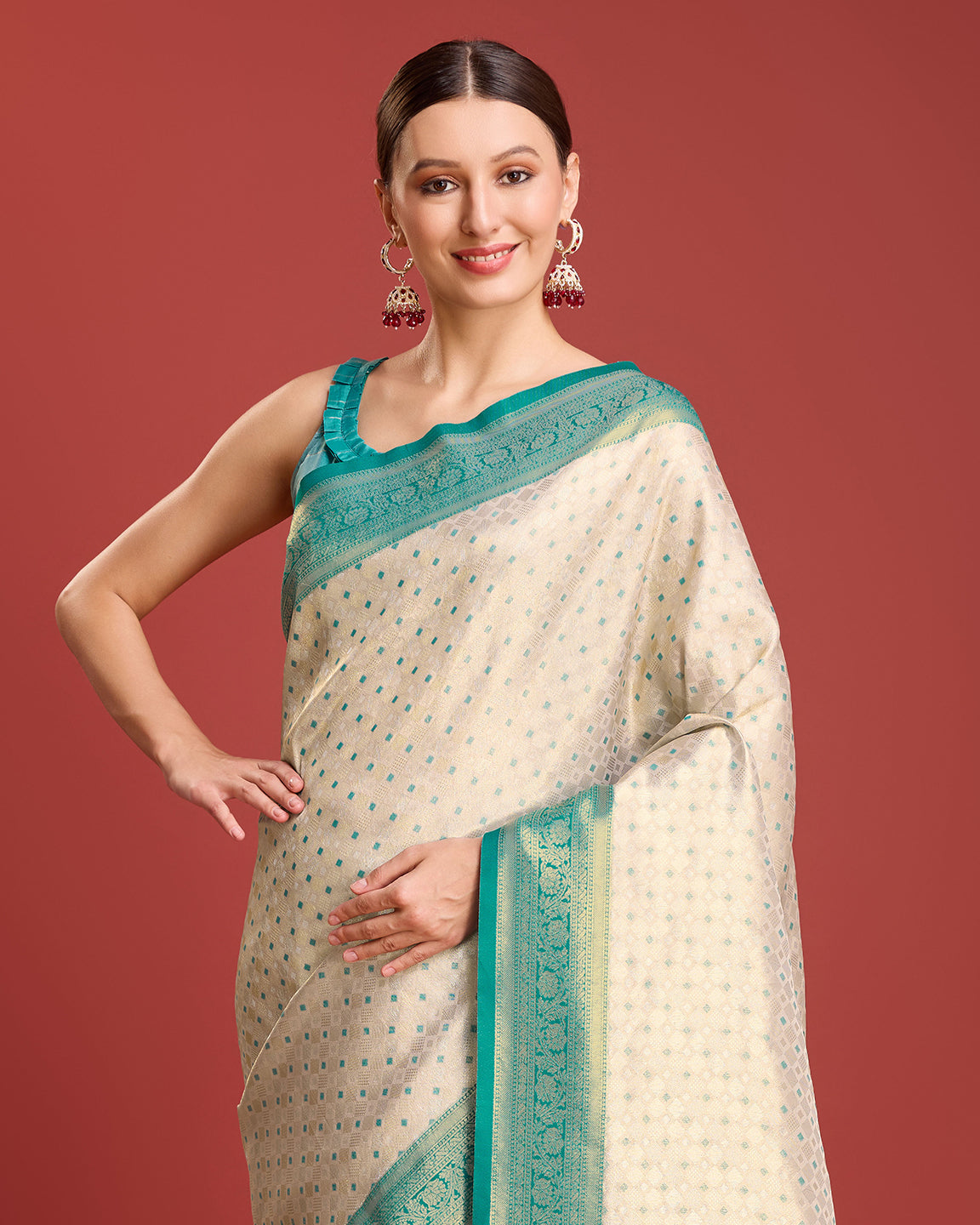 Off White Kanjivaram Silk Zari Woven Festive Wear Saree - Monjolika Fashion Off White Kanjivaram Silk Zari Woven Festive Wear Saree - Monjolika Fashion