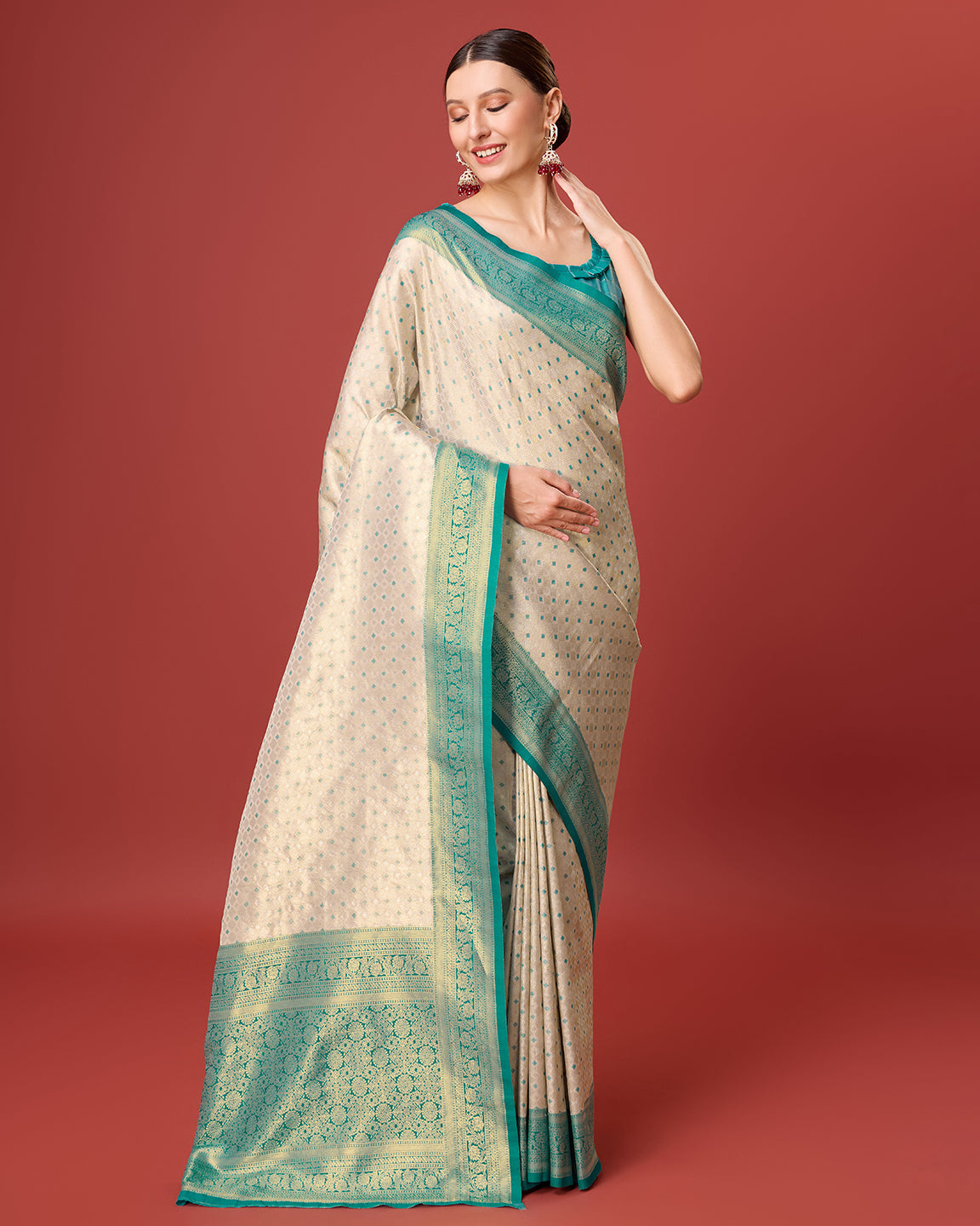 Off White Kanjivaram Silk Zari Woven Festive Wear Saree - Monjolika Fashion Off White Kanjivaram Silk Zari Woven Festive Wear Saree - Monjolika Fashion