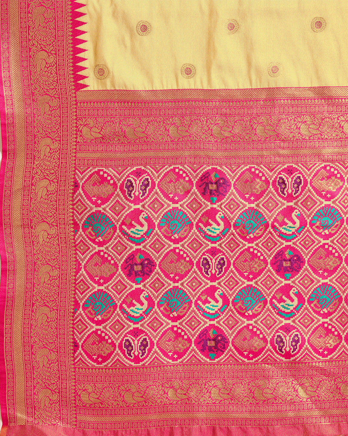 Parrot green Kanjivaram Silk Patola Printed Designer Saree - Monjolika Fashion Parrot green Kanjivaram Silk Patola Printed Designer Saree - Monjolika Fashion