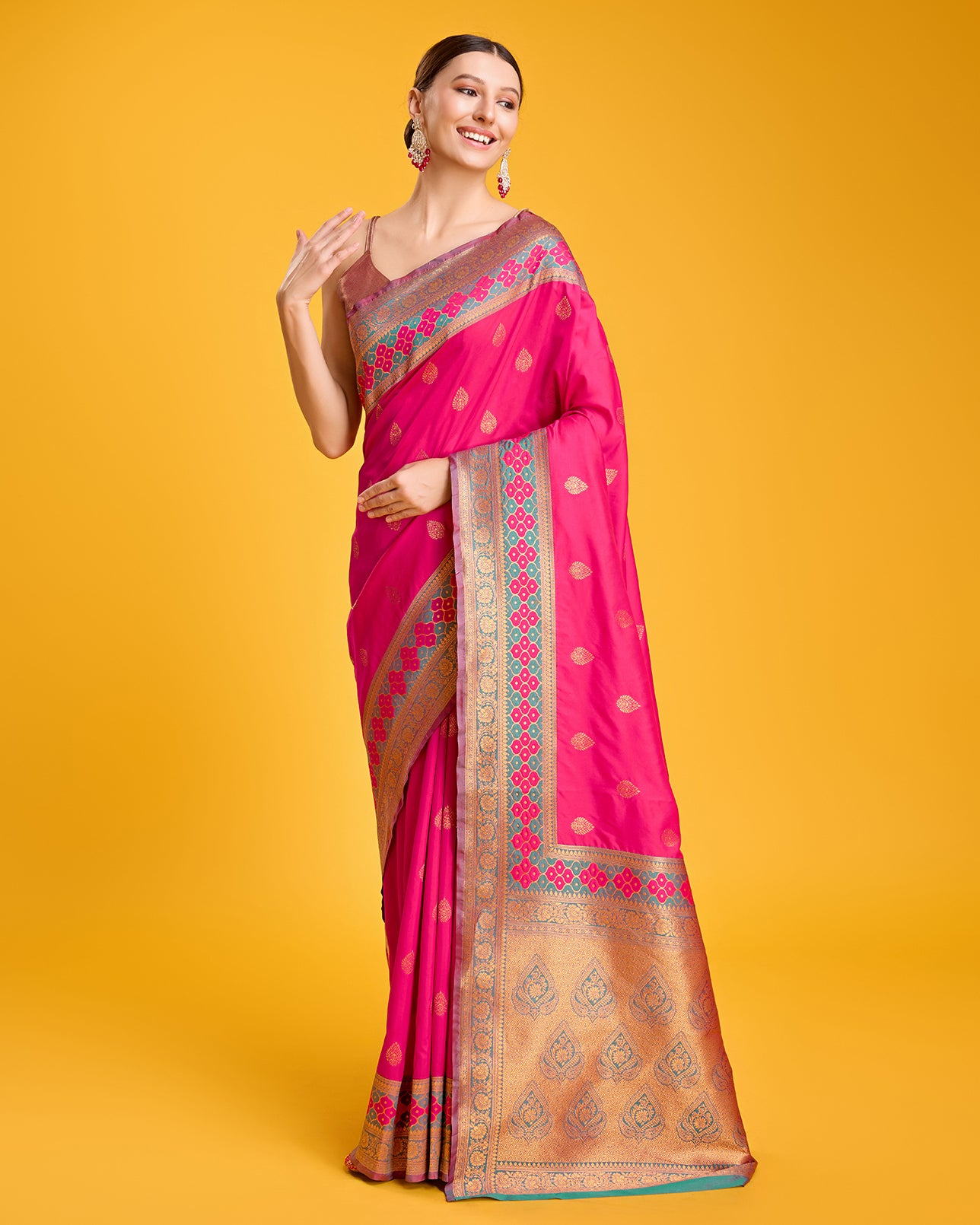 Rani Pink Banarasi silk Brocade Woven Saree - Monjolika Fashion Rani Pink Banarasi silk Brocade Woven Saree - Monjolika Fashion