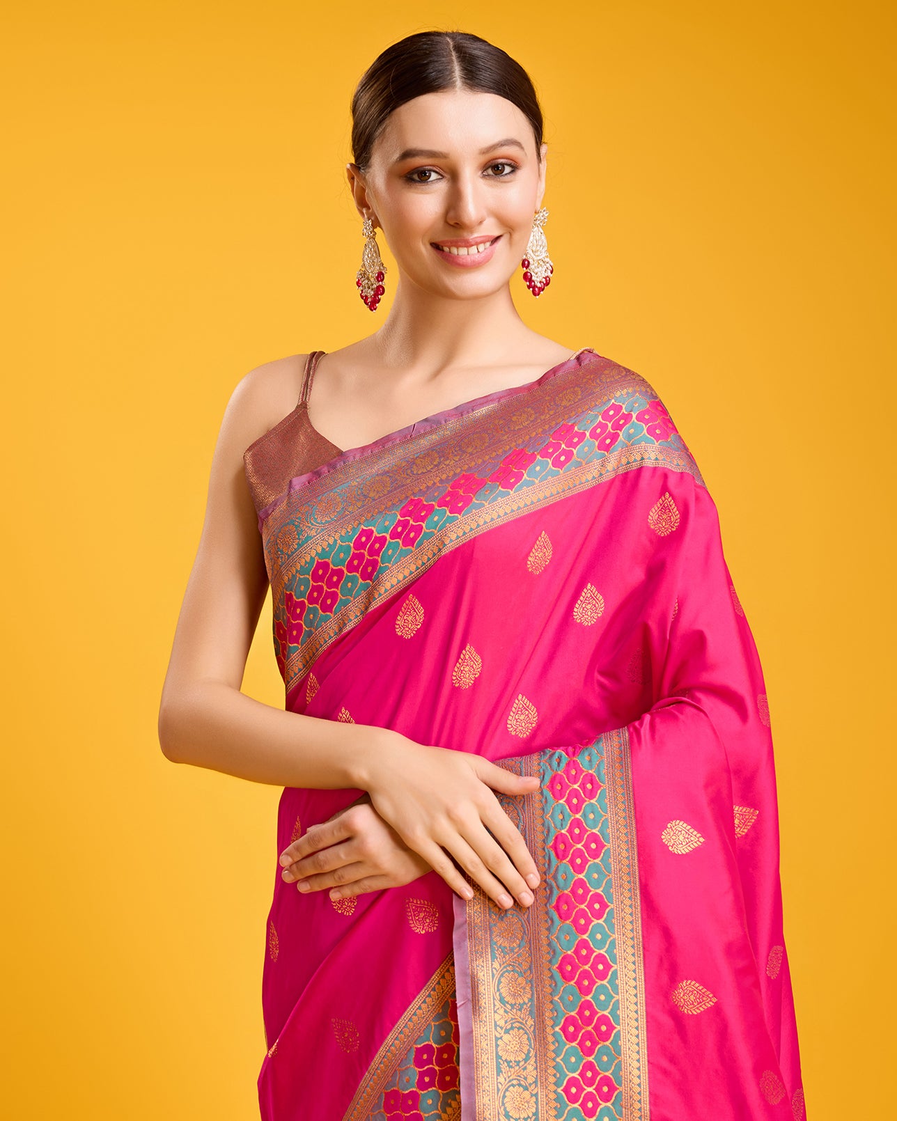 Rani Pink Banarasi silk Brocade Woven Saree - Monjolika Fashion Rani Pink Banarasi silk Brocade Woven Saree - Monjolika Fashion