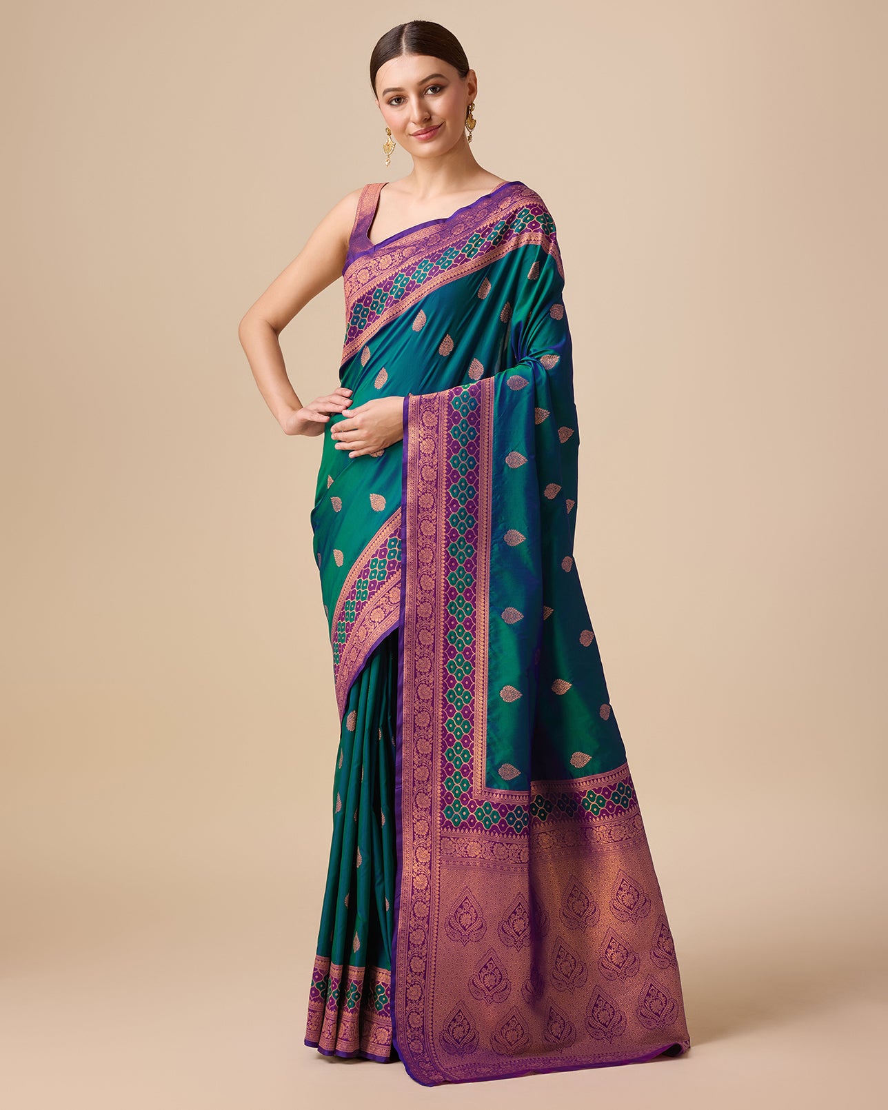 Rani Pink Banarasi silk Brocade Woven Saree - Monjolika Fashion Rani Pink Banarasi silk Brocade Woven Saree - Monjolika Fashion