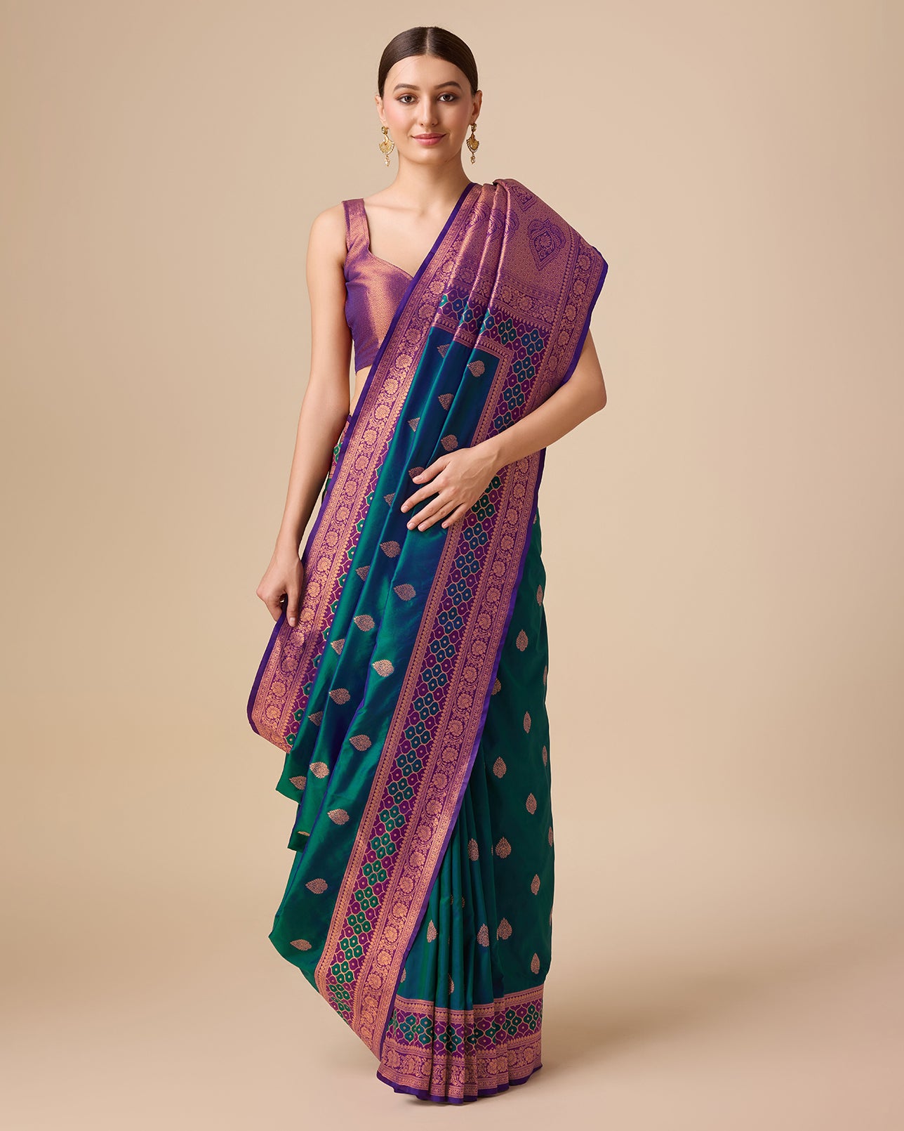 Rani Pink Banarasi silk Brocade Woven Saree - Monjolika Fashion Rani Pink Banarasi silk Brocade Woven Saree - Monjolika Fashion