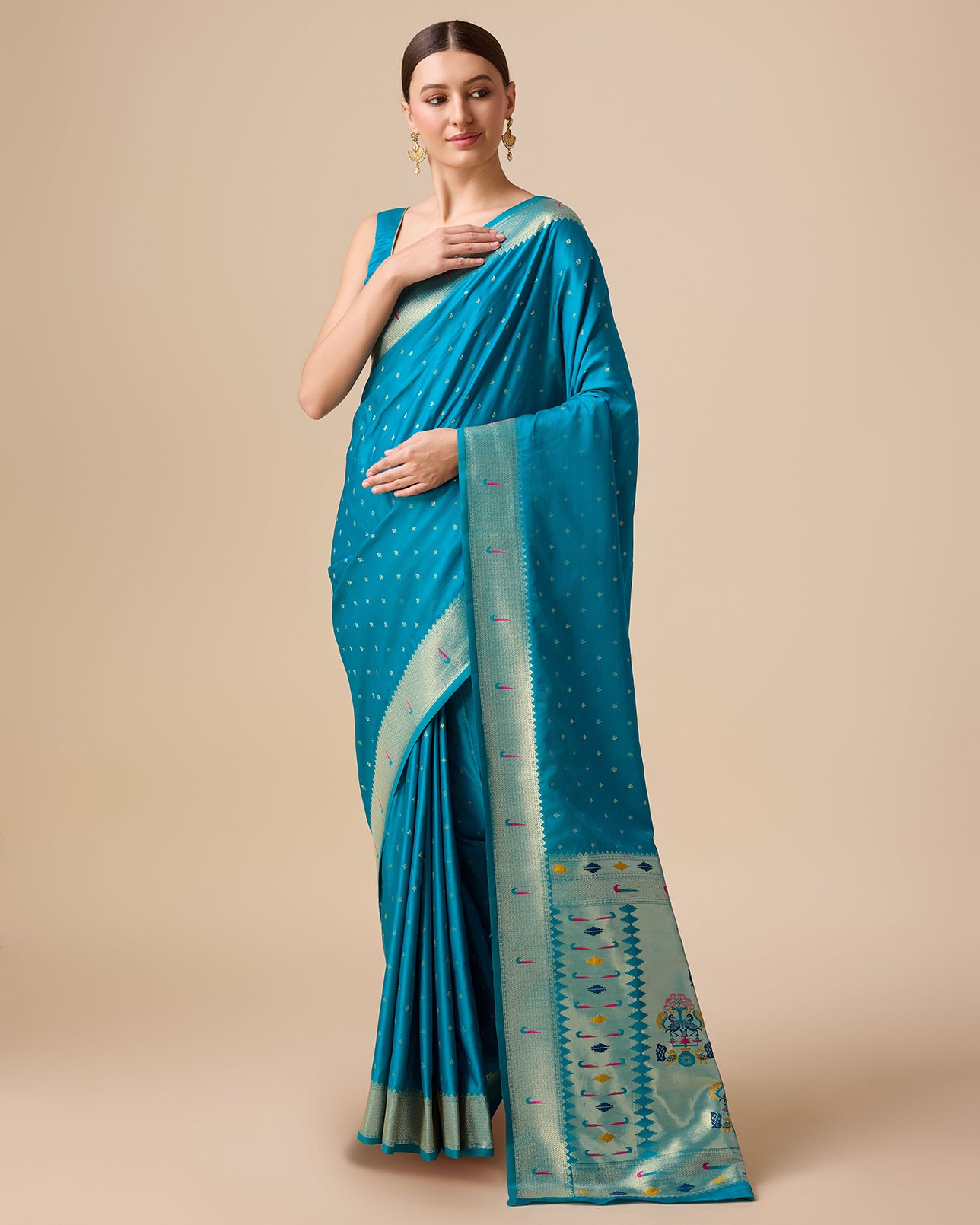 Red Paithani Silk Weaving Traditional Saree - Monjolika Fashion Red Paithani Silk Weaving Traditional Saree - Monjolika Fashion
