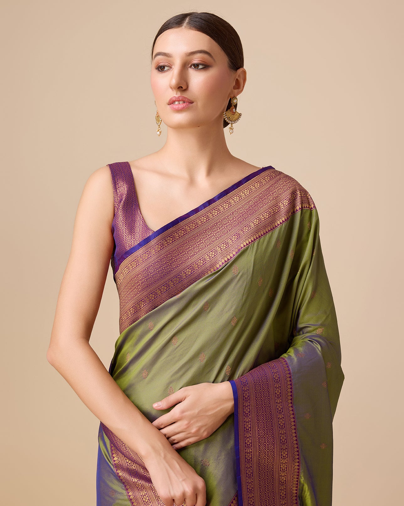 Dark Purple Banarasi Silk Intricate Zari Work Saree - Monjolika Fashion Dark Purple Banarasi Silk Intricate Zari Work Saree - Monjolika Fashion