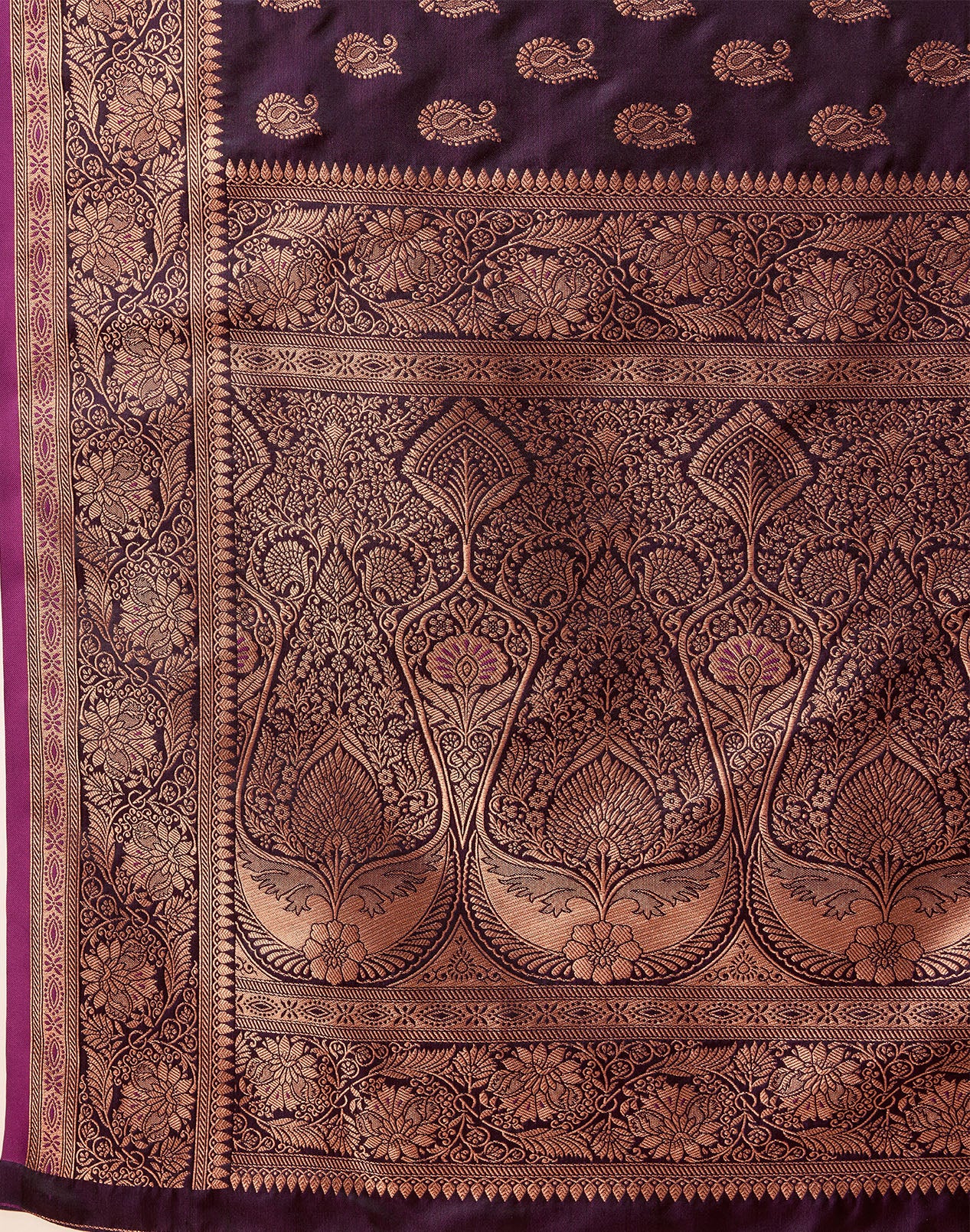 Dark Green Banarasi silk Weaving Zari Work Saree - Monjolika Fashion Dark Green Banarasi silk Weaving Zari Work Saree - Monjolika Fashion