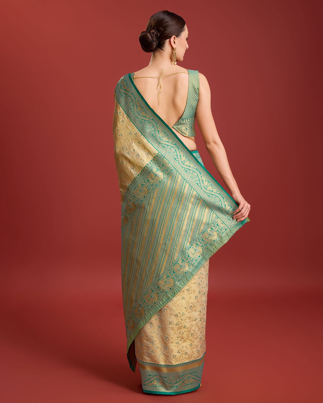 Yellow Banarasi silk Weaving Designer Saree - Monjolika Fashion Yellow Banarasi silk Weaving Designer Saree - Monjolika Fashion