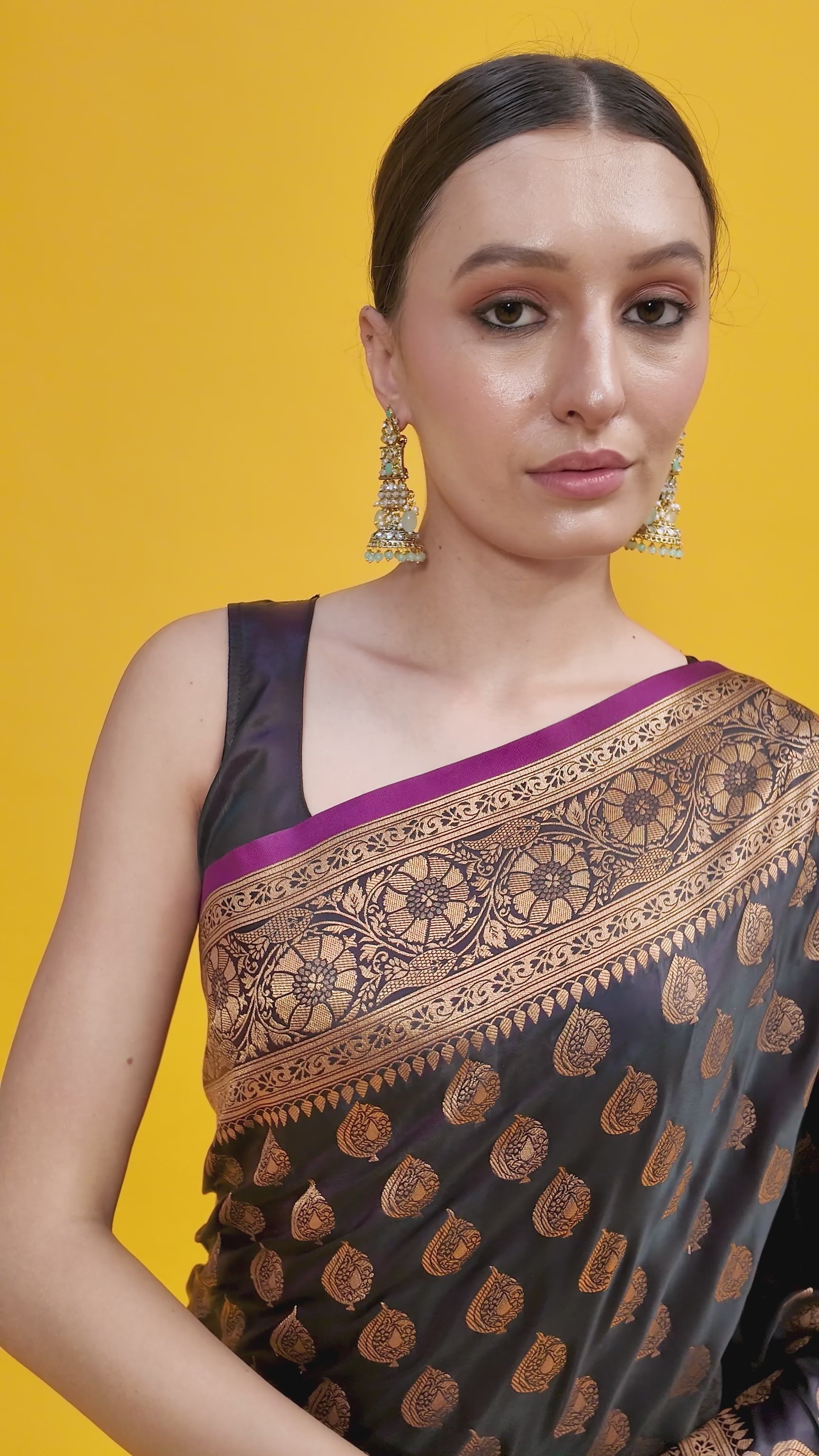 Dark Purple Banarasi Silk Zari Weaving Traditional Saree Dark Purple Banarasi Silk Zari Weaving Traditional Saree