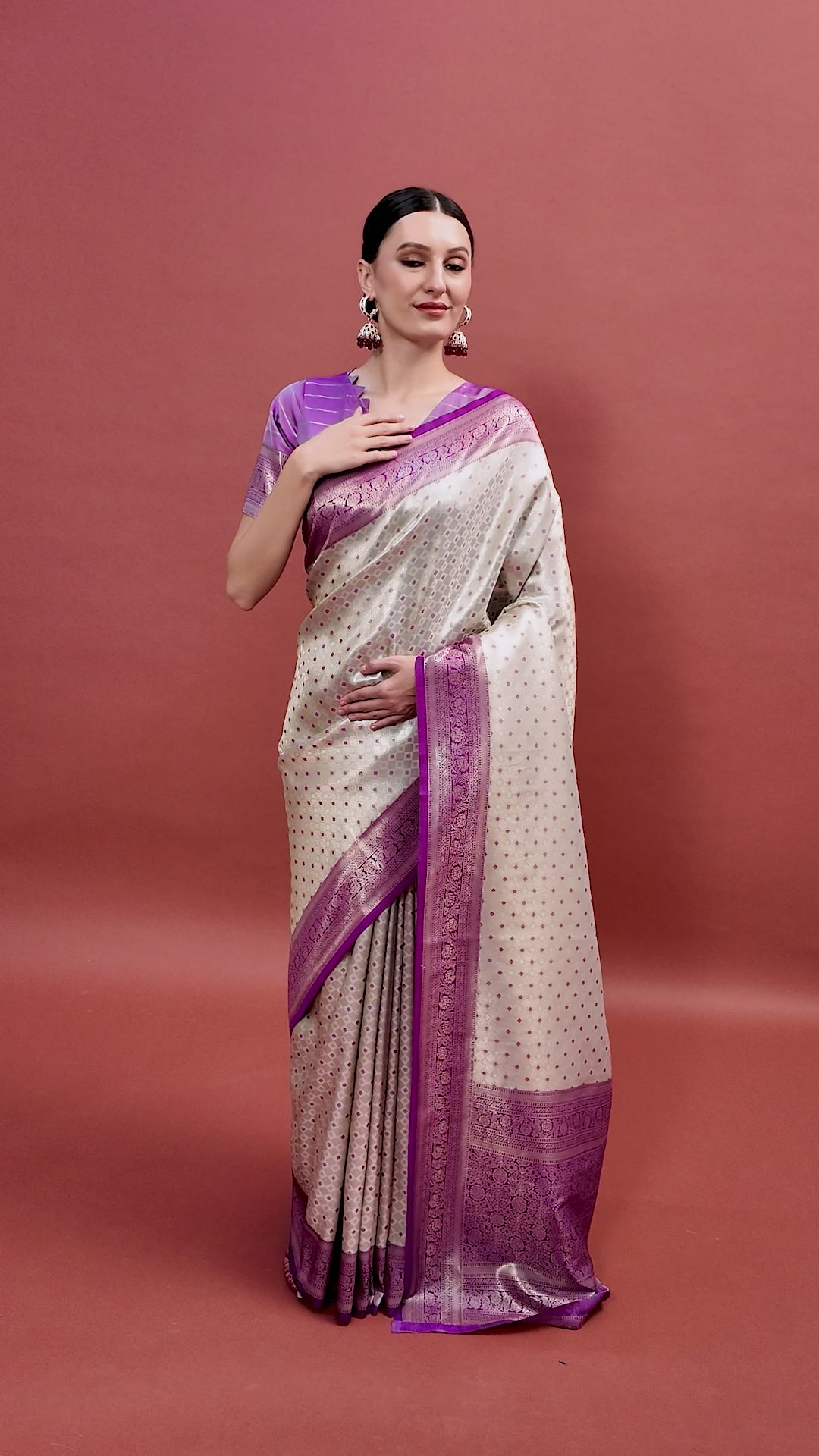 Off White & Purple Kanjivaram Silk Zari Woven Festive Wear Saree Off White & Purple Kanjivaram Silk Zari Woven Festive Wear Saree
