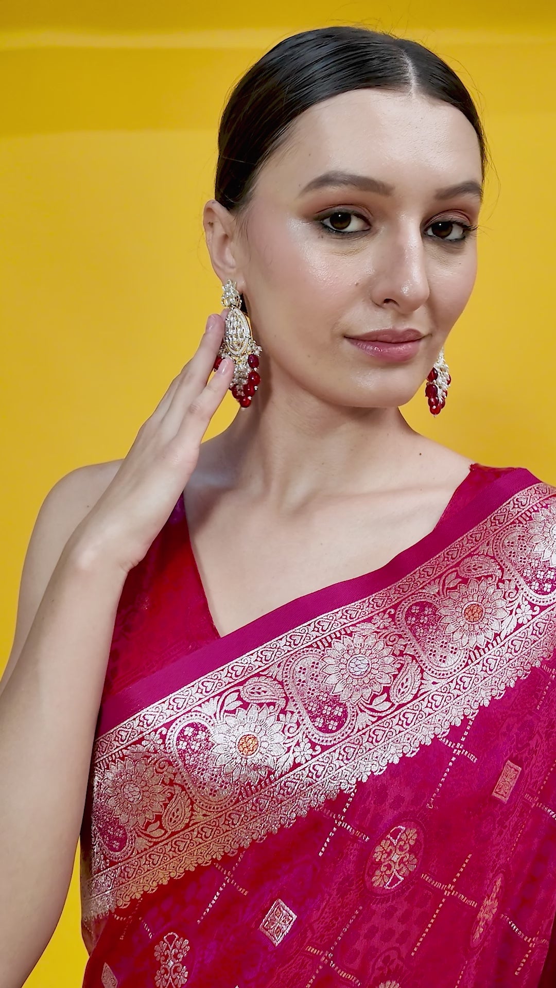 Magenta Banarasi Satin Silk Woven Stunning Saree Magenta Banarasi Satin Silk Woven Stunning Saree