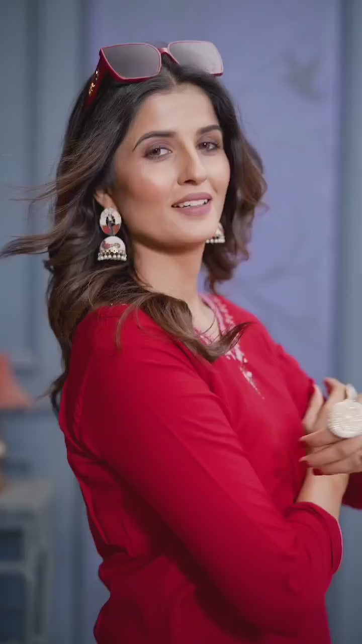 Red Maaza Cotton Handwork with Pocket Kurti Red Maaza Cotton Handwork with Pocket Kurti