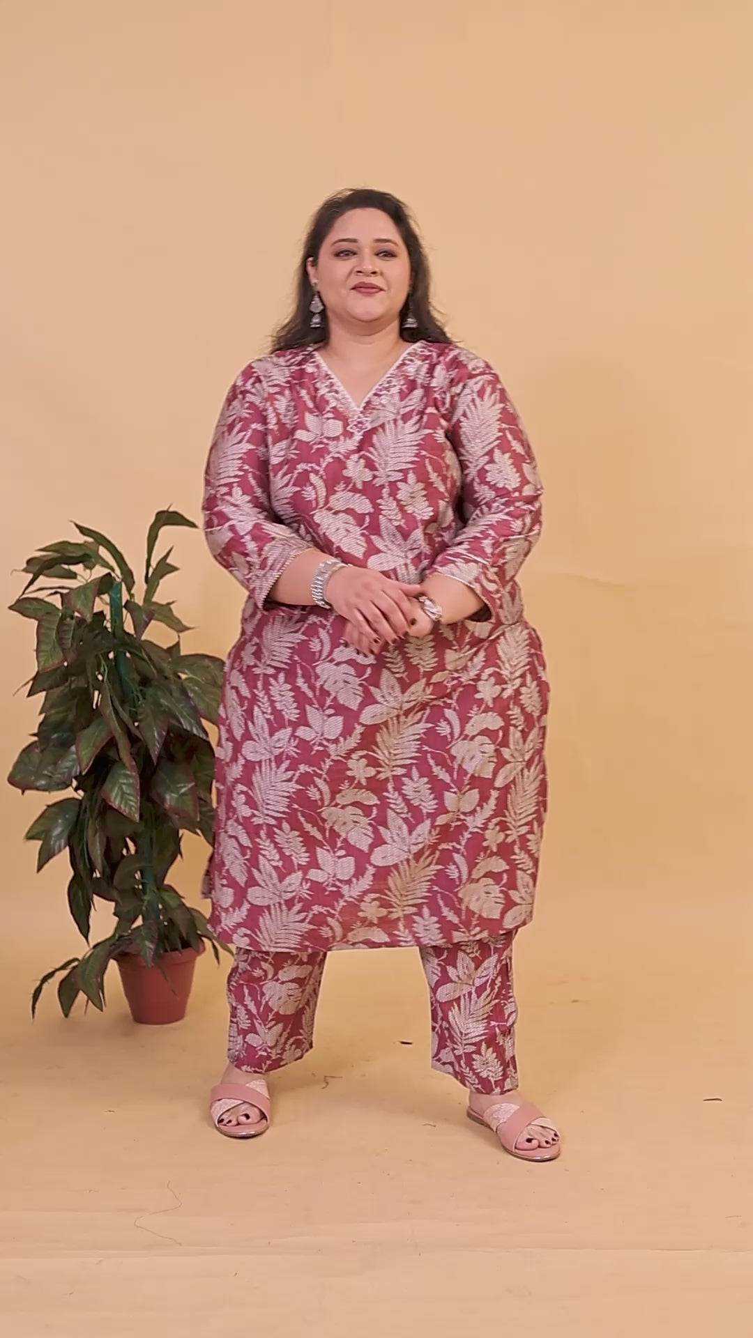 Pink Premium Lichi Viscose Handwork Classic Salwar Suit Pink Premium Lichi Viscose Handwork Classic Salwar Suit