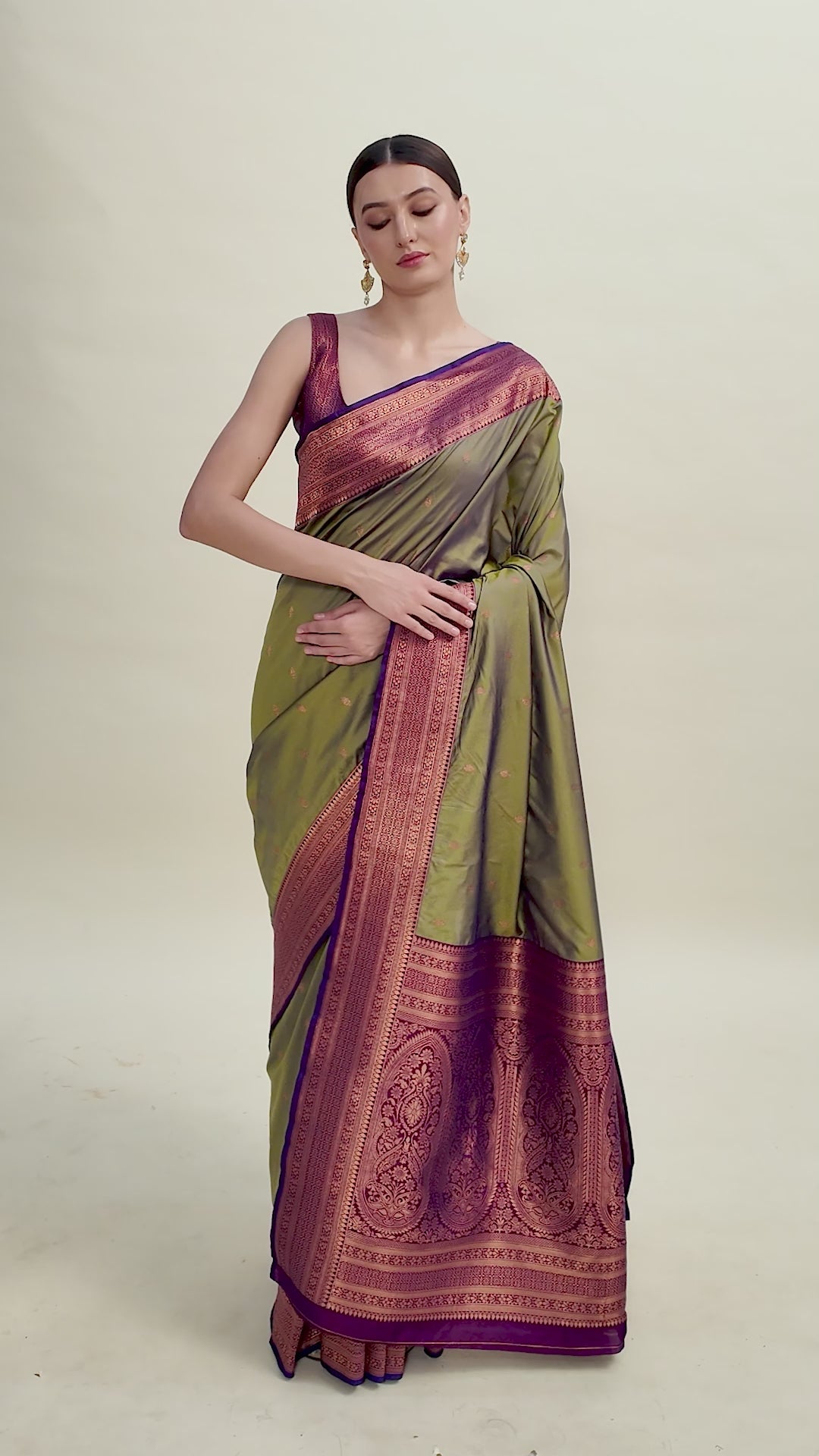 Dark Purple Banarasi Silk Intricate Zari Work Saree Dark Purple Banarasi Silk Intricate Zari Work Saree