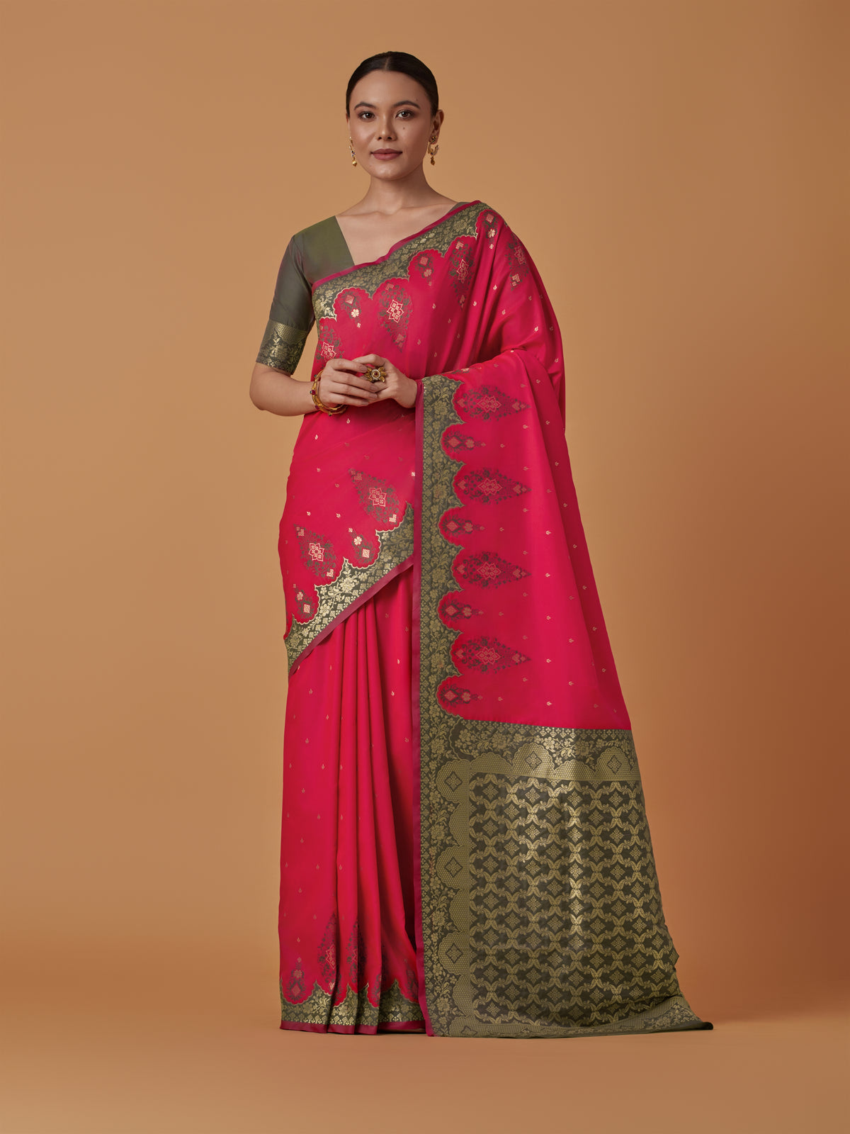 Dark Pink Banarasi Silk Blend Zari Woven Contemporary Saree