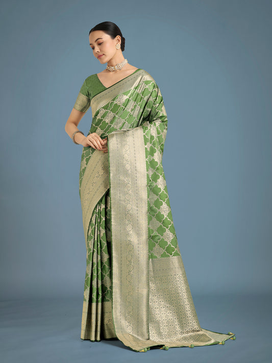 Charming Green Soft Banarasi Silk Saree With Pretty Blouse Piece