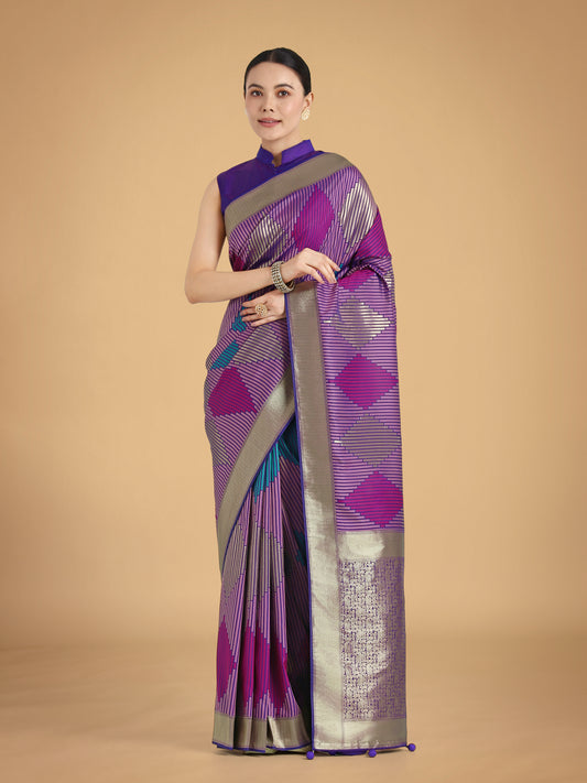 Lavender Colour Banarasi Silk Zari Weaving Classic Saree