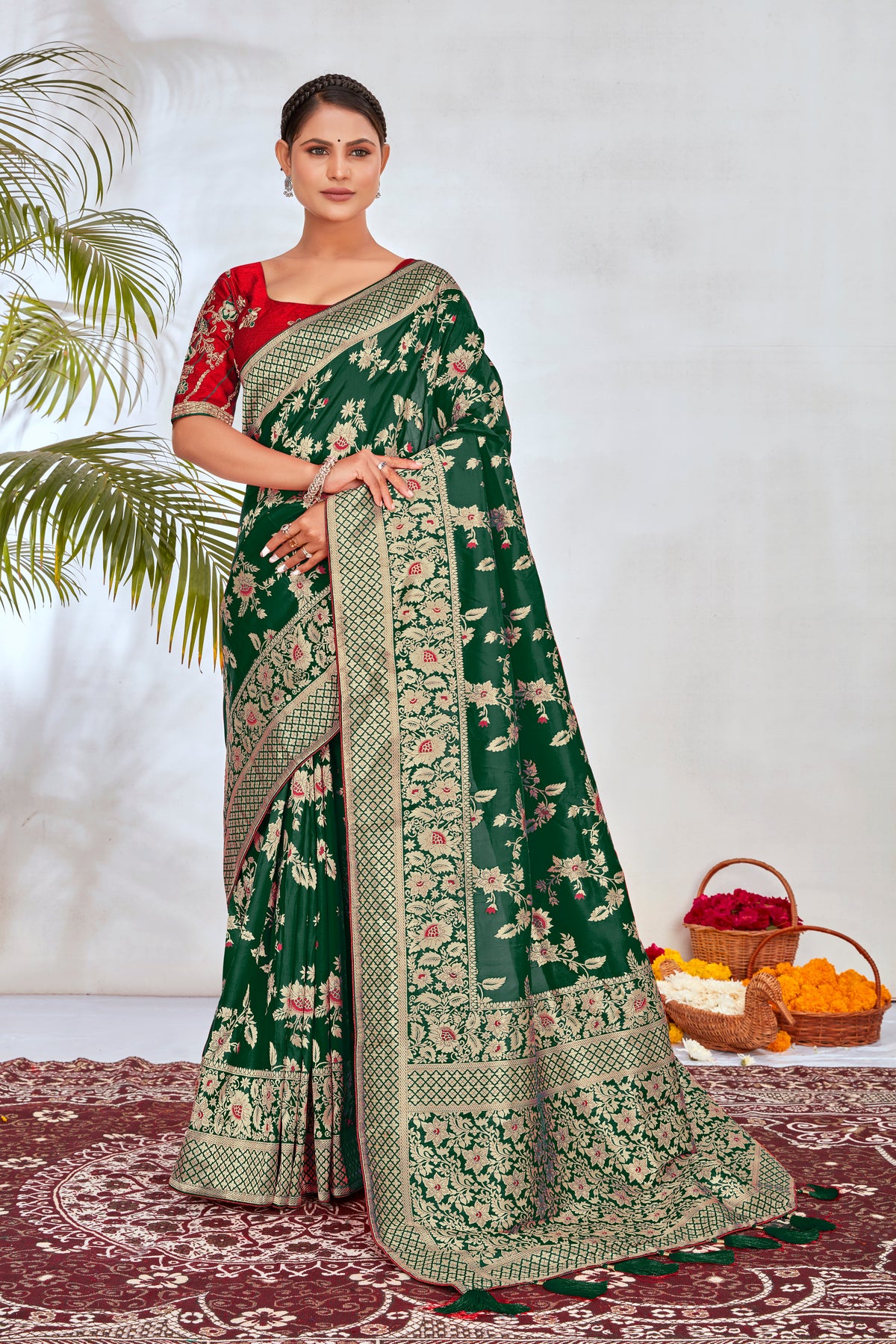Dark Green Banarasi Silk Woven Ethnic Saree