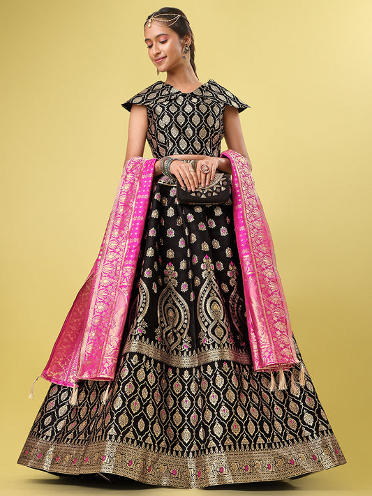 Black Jacquard Zari Woven Lehenga With Rani Pink Banarasi Dupatta
