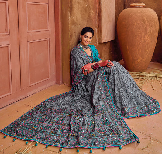 Gray Banarasi Silk Kachhi Work Saree With Contrast Blouse