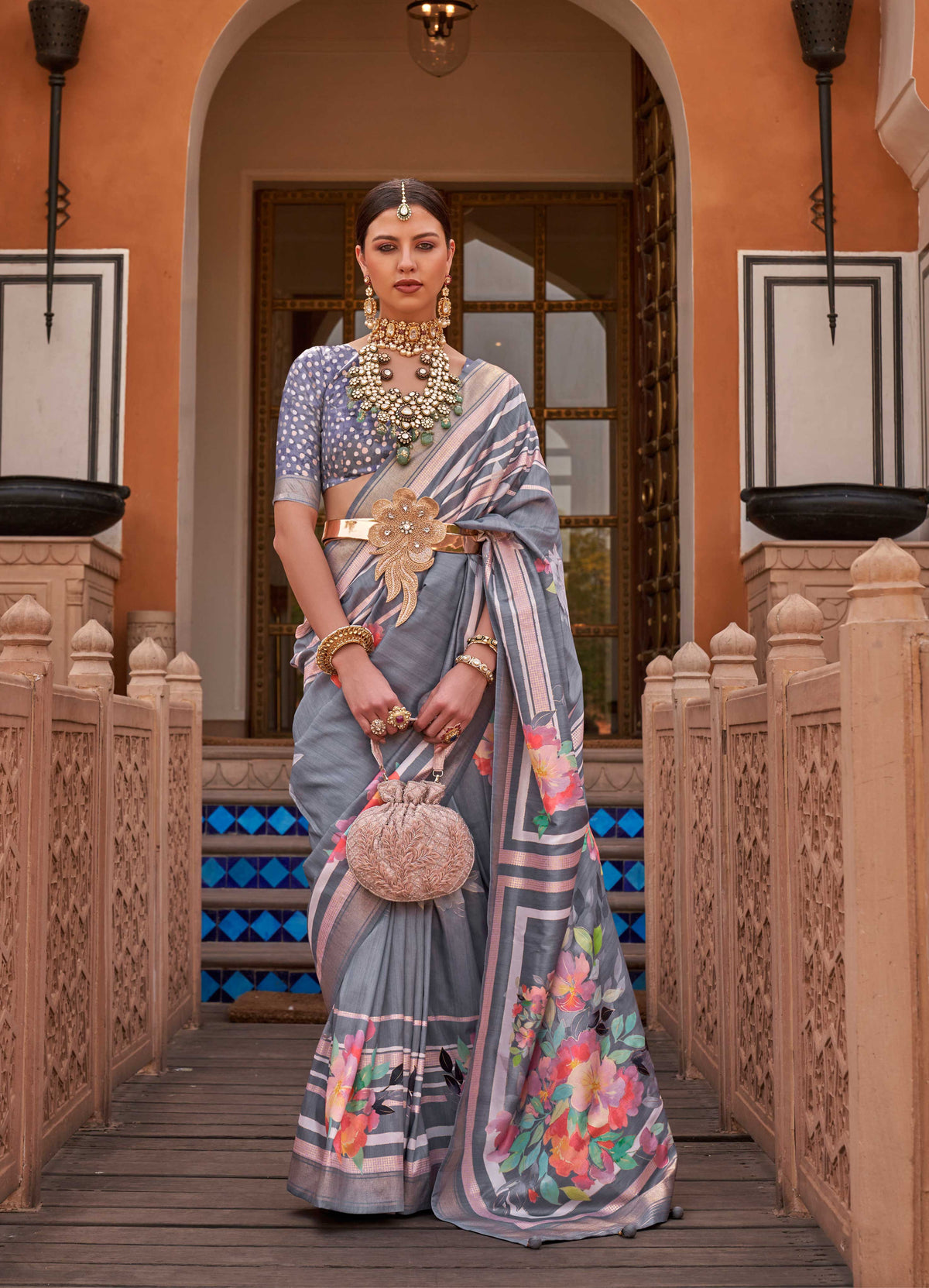 Gray Silk Blend Weaving Printed Saree With Blouse