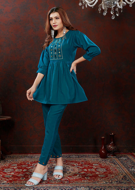 Teal blue Maaza Cotton with Handwork Trendy Co ord Set
