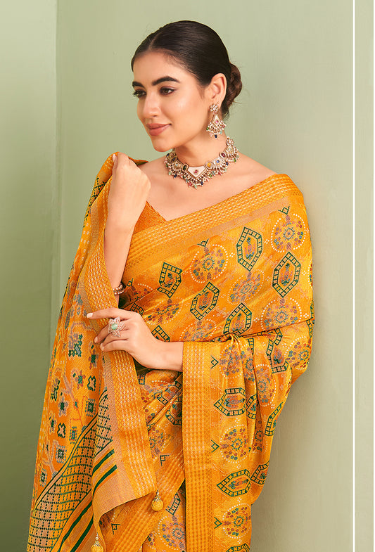 Amber Georgette Paisley Print Work Saree