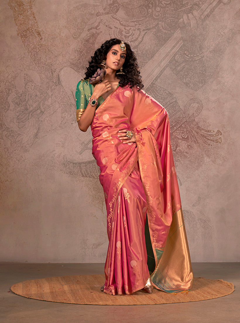 Salmon Dual-Shade Silk Saree with Designer Contrast Pallu