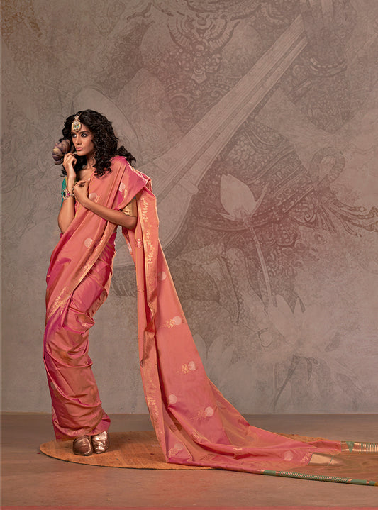 Salmon Dual-Shade Silk Saree with Designer Contrast Pallu