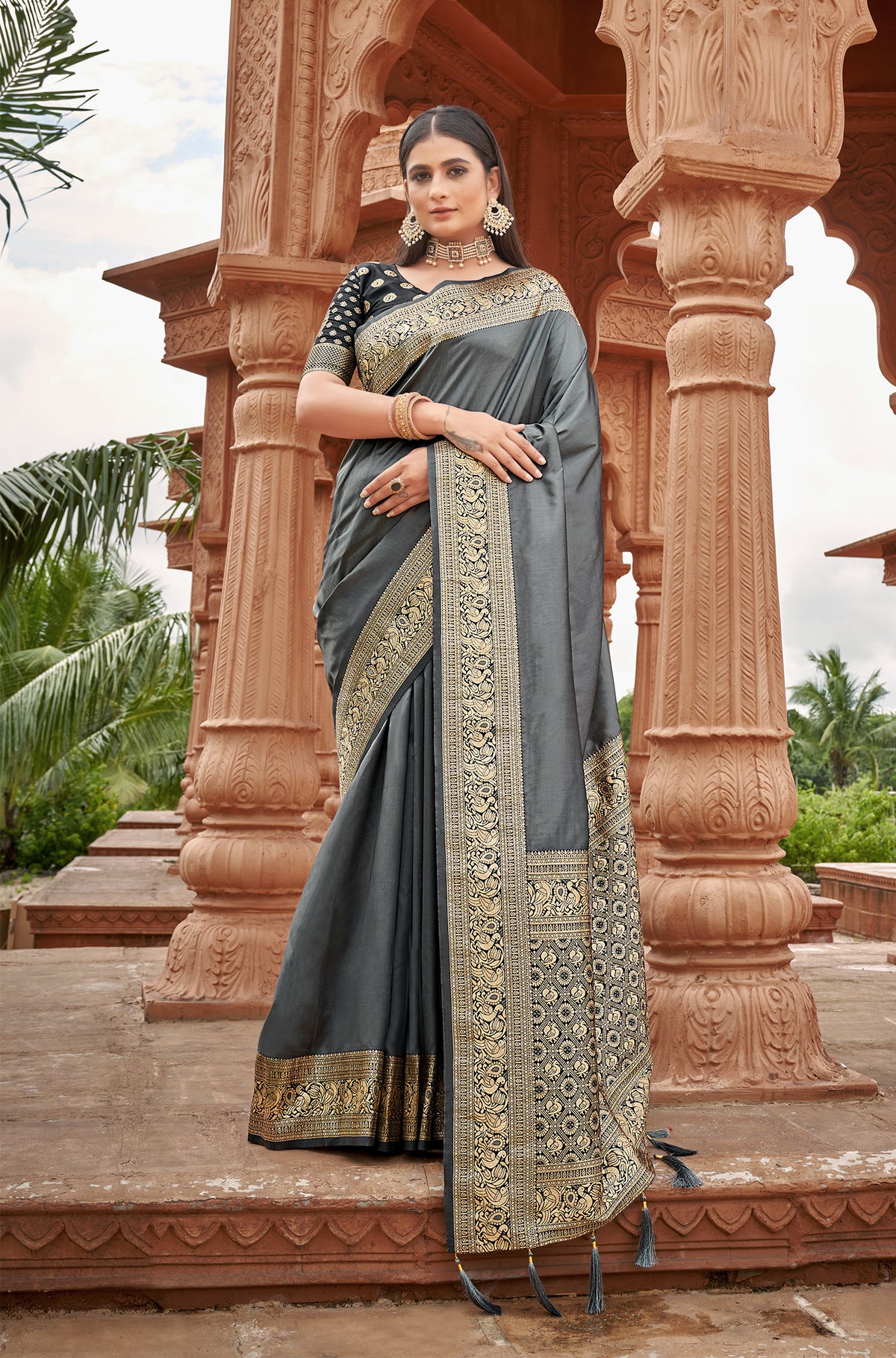 Grey Baanrasi Silk Zari Woven Classic Saree