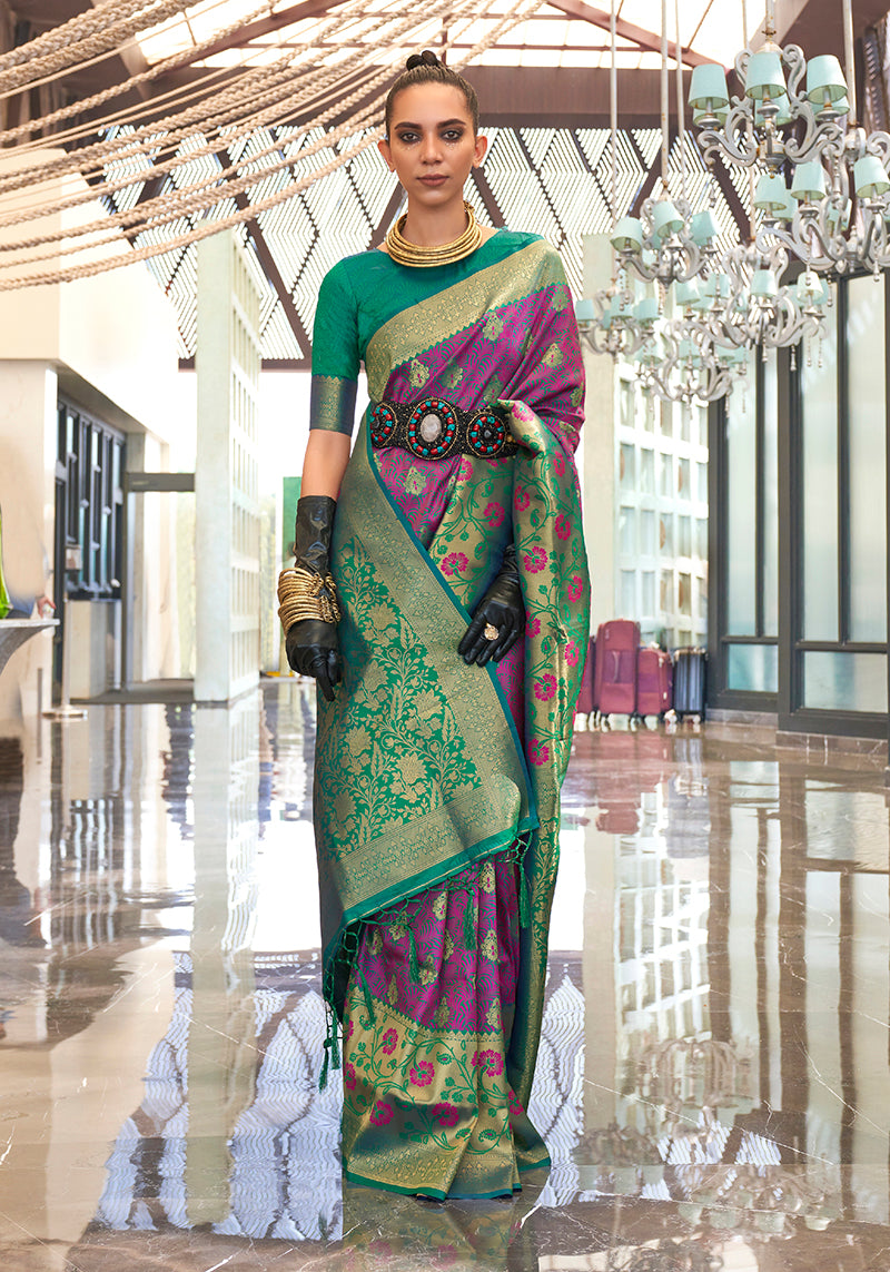 Green and Magenta Weaving Handloom silk Blend Trendy Saree